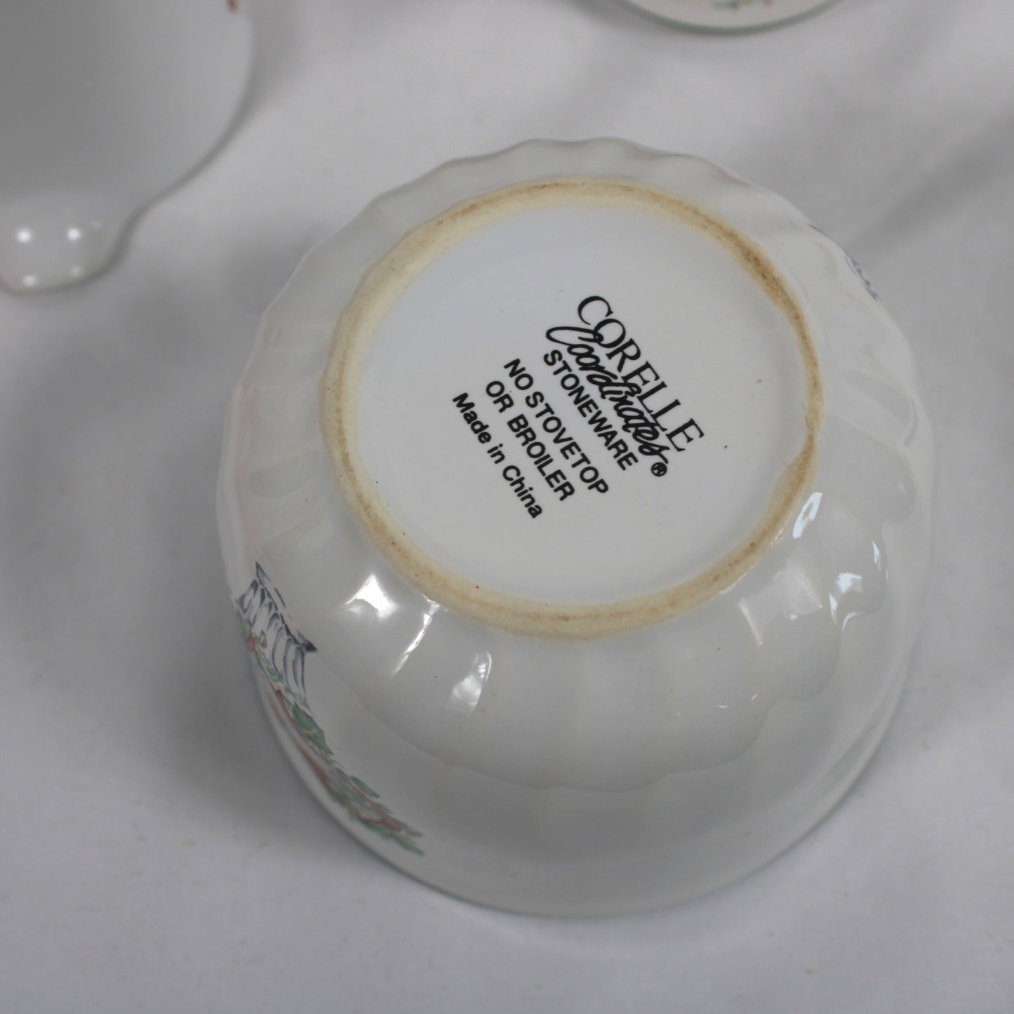 Corelle Coordinates Ivy and Ribbon Stoneware Cream Sugar and Salt Pepper Shaker Set