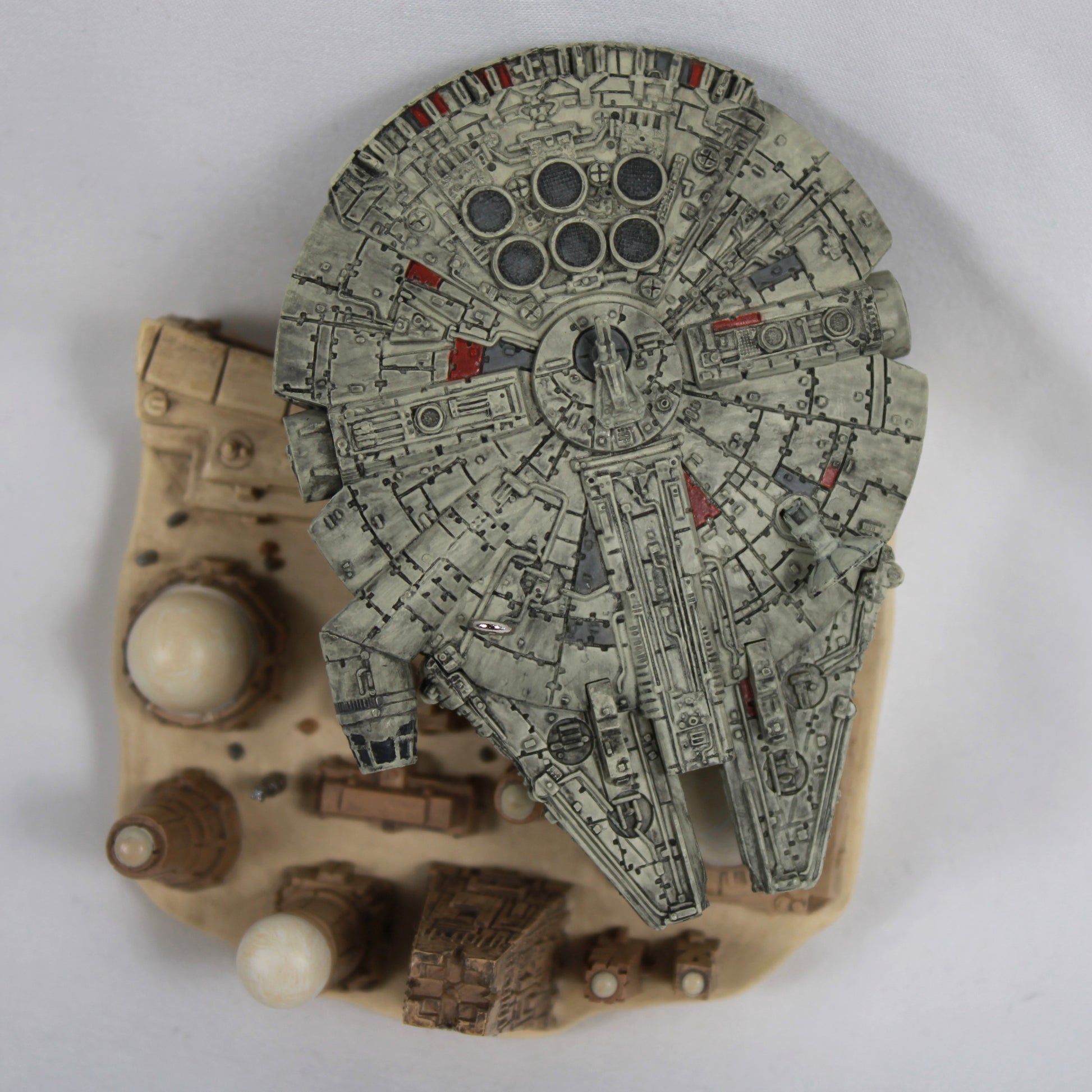Hallmark Keepsake 2007 Star Wars The Adventure Begins Magic Ornament - Millennium Falcon Tatooine Escape