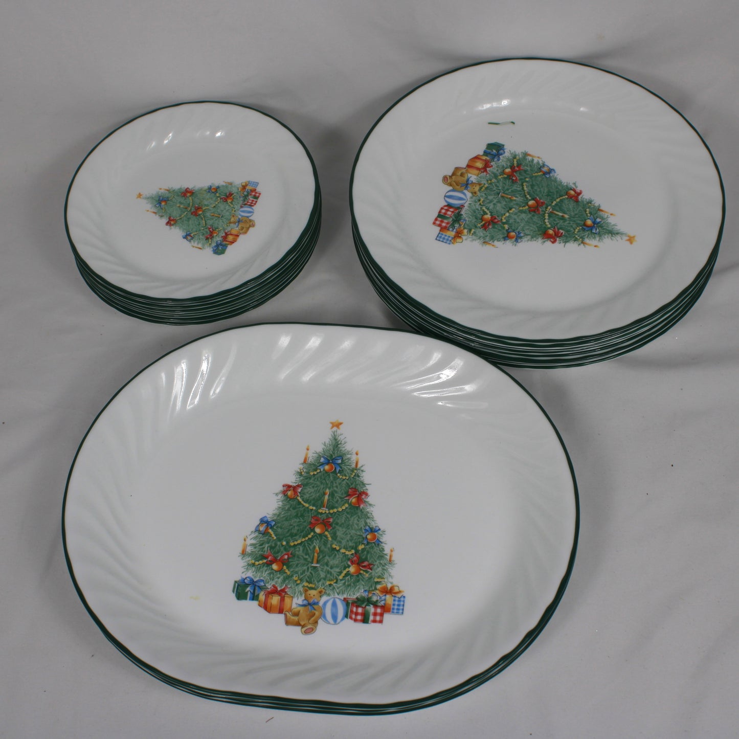 Vintage Corelle Christmas Tree Plates and Platters Set - 19 Pieces