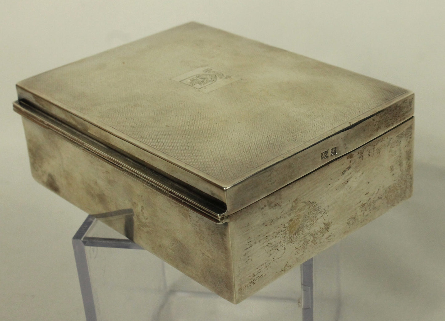 Vintage Bermuda Silver-Plated Wooden Lined Trinket Box with Crest