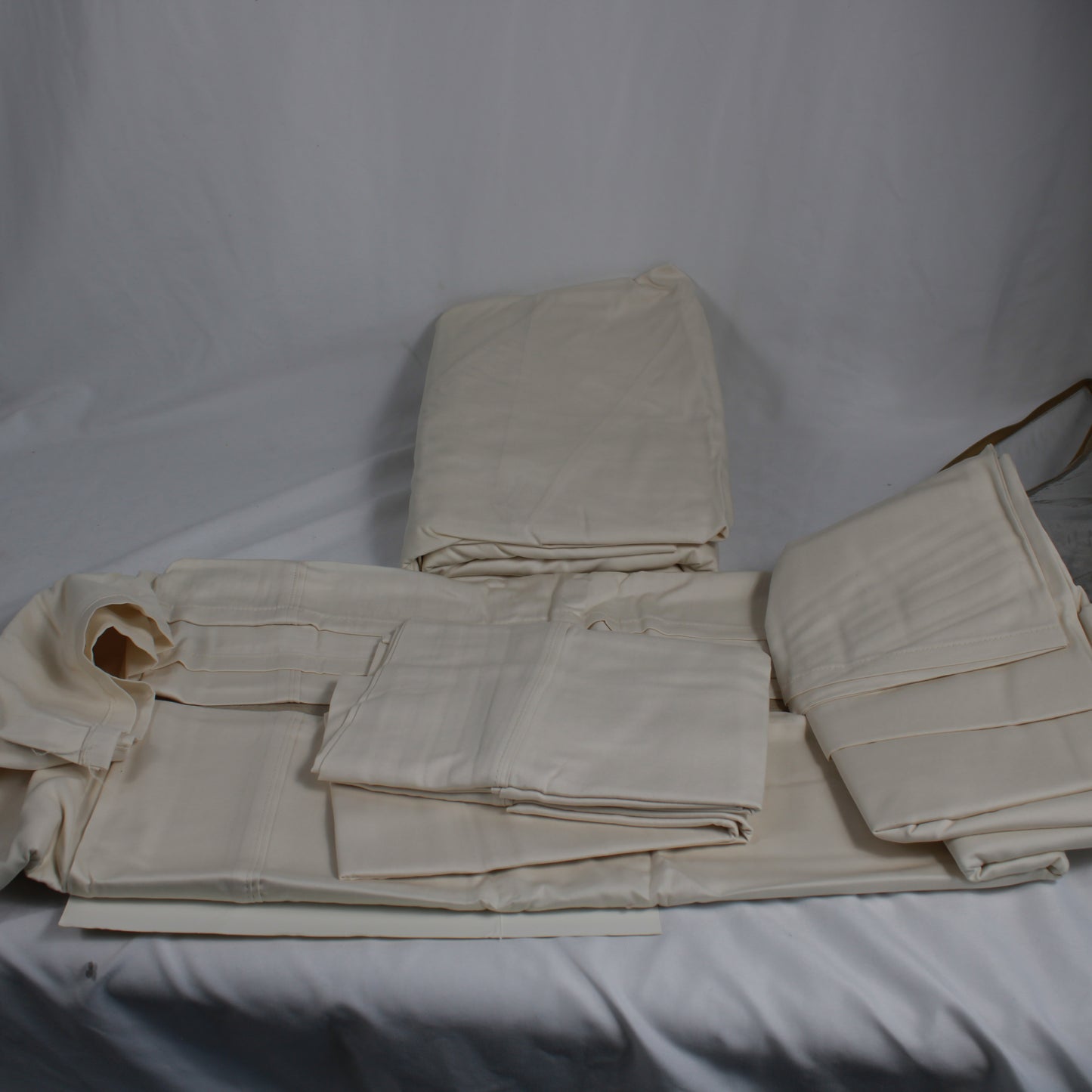 Lauren Ralph Lauren Dunham Full Sheet Set - 300 Thread Count 100% Cotton Sateen - Cream
