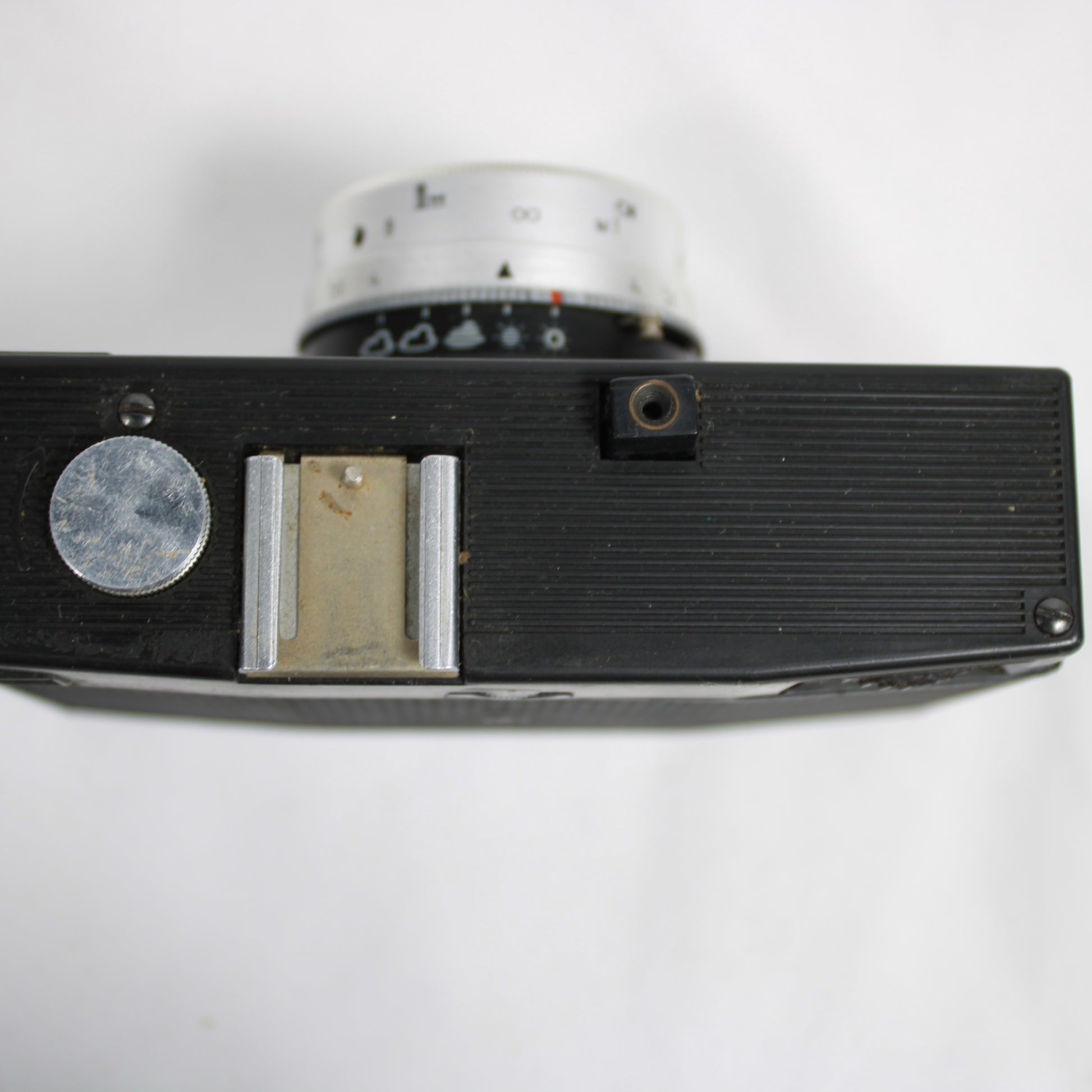 Soviet LOMO Smena 8M 35mm Film Camera – Rare Moscow Emblem Edition