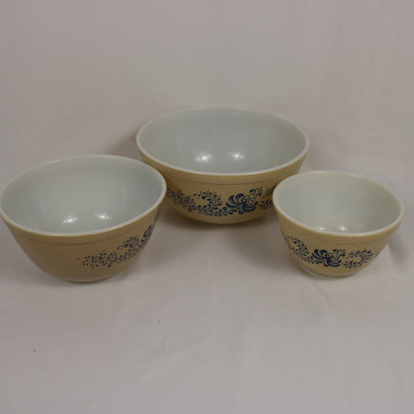 Pyrex Homestead Speckled Nesting Mixing Bowl Set 401 402 403