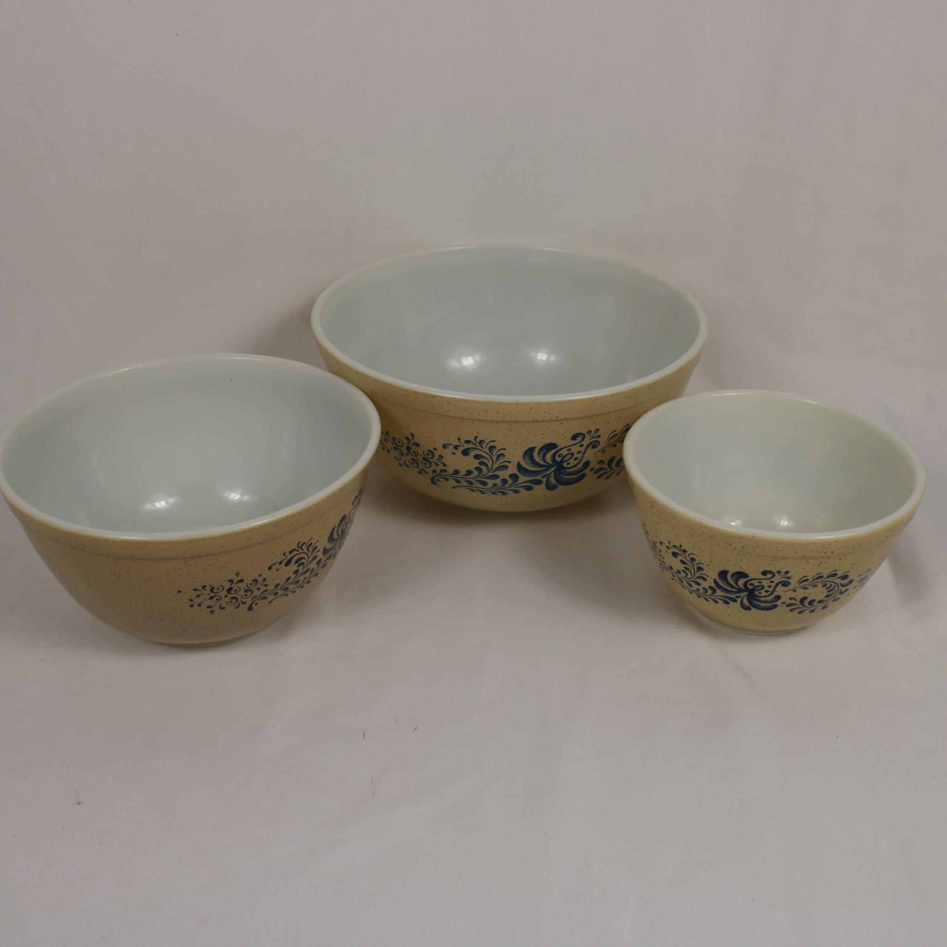 Pyrex Homestead Speckled Nesting Mixing Bowl Set 401 402 403