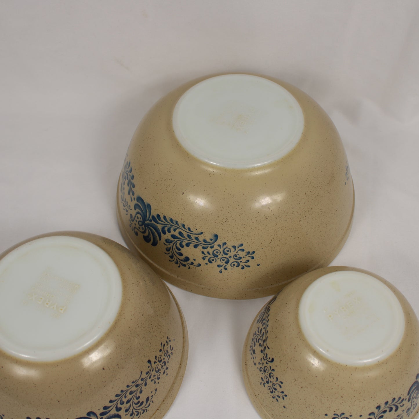 Pyrex Homestead Speckled Nesting Mixing Bowl Set 401 402 403
