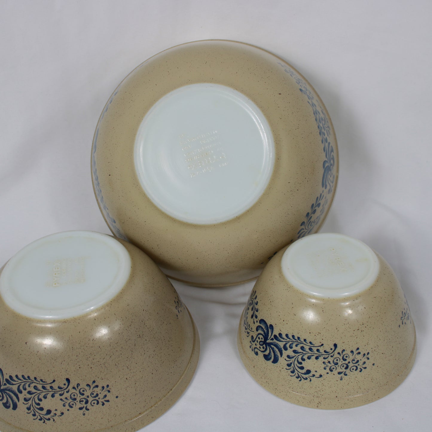 Pyrex Homestead Speckled Nesting Mixing Bowl Set 401 402 403