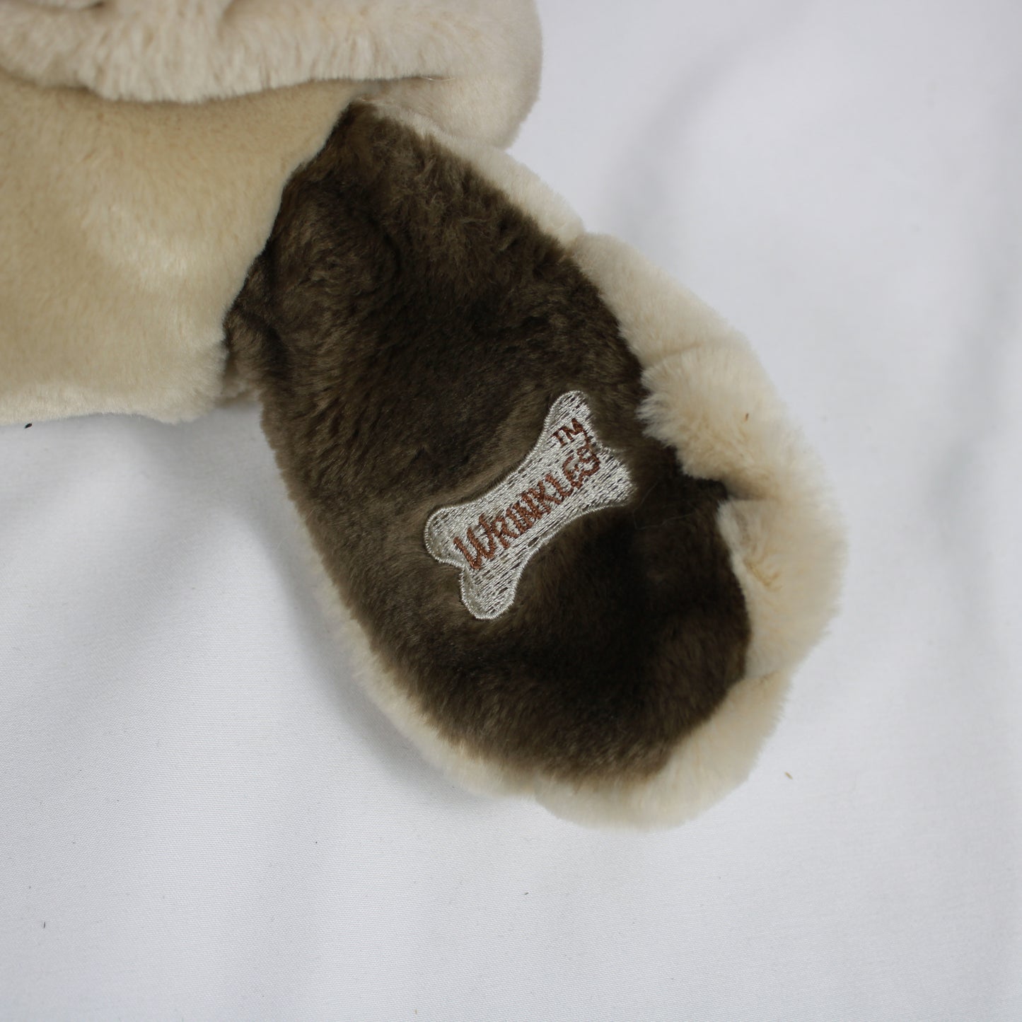 1981 Wrinkles Dog Hand Puppet Plush – Ganz Original Outfit & Tags
