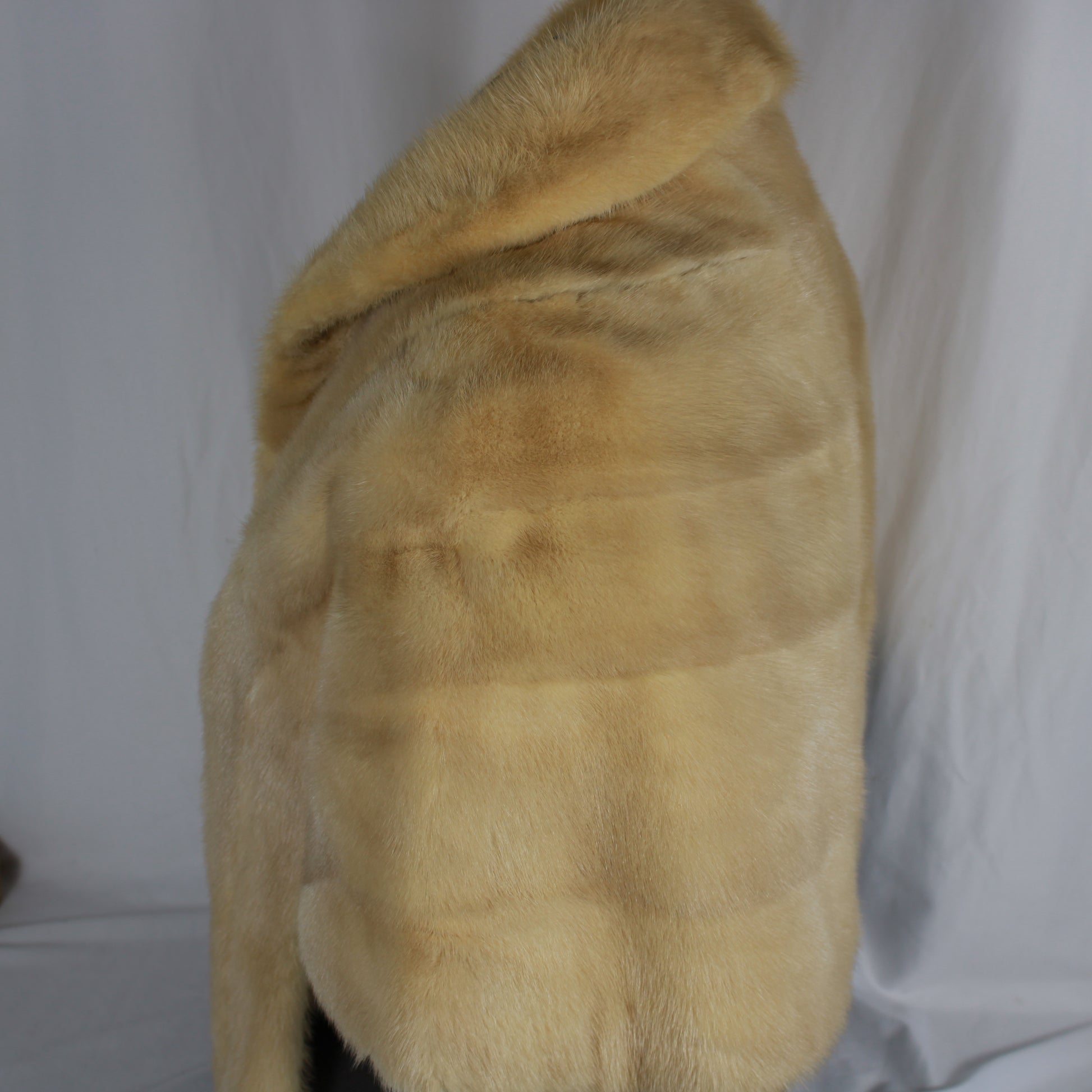 Honey Blonde Blonde Mink Fur Stole - Short Sleeve Wrap Capelet