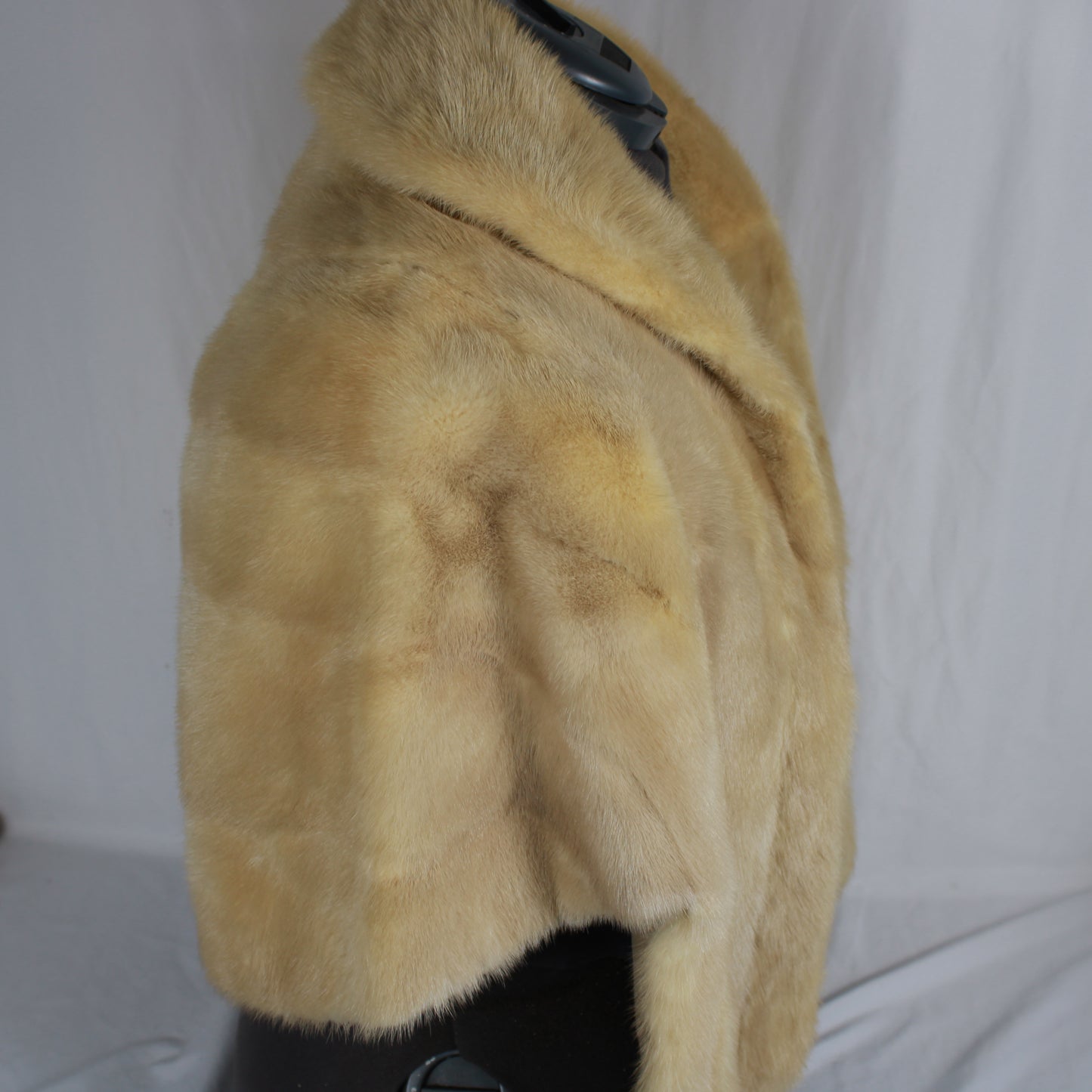 Honey Blonde Blonde Mink Fur Stole - Short Sleeve Wrap Capelet