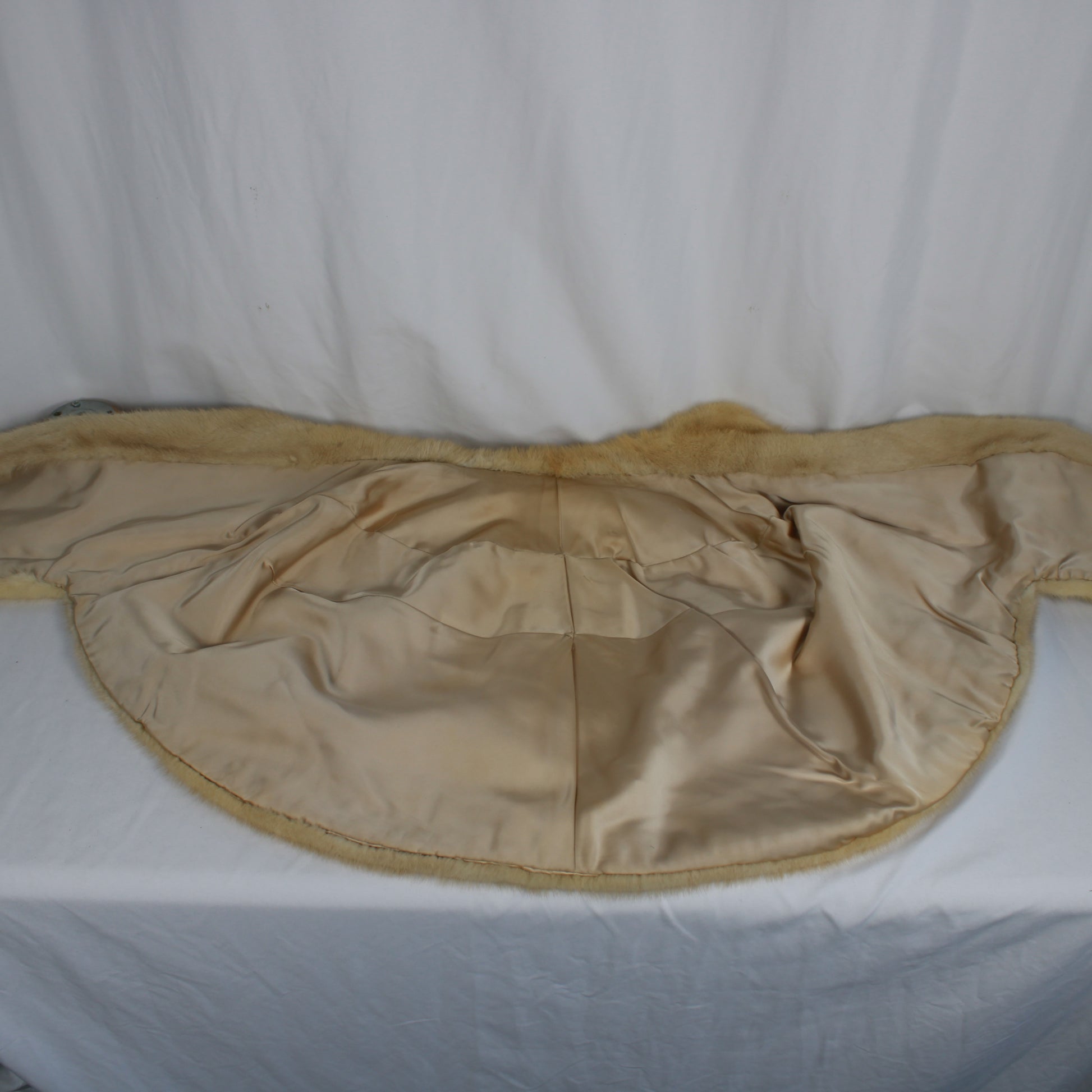Honey Blonde Blonde Mink Fur Stole - Short Sleeve Wrap Capelet