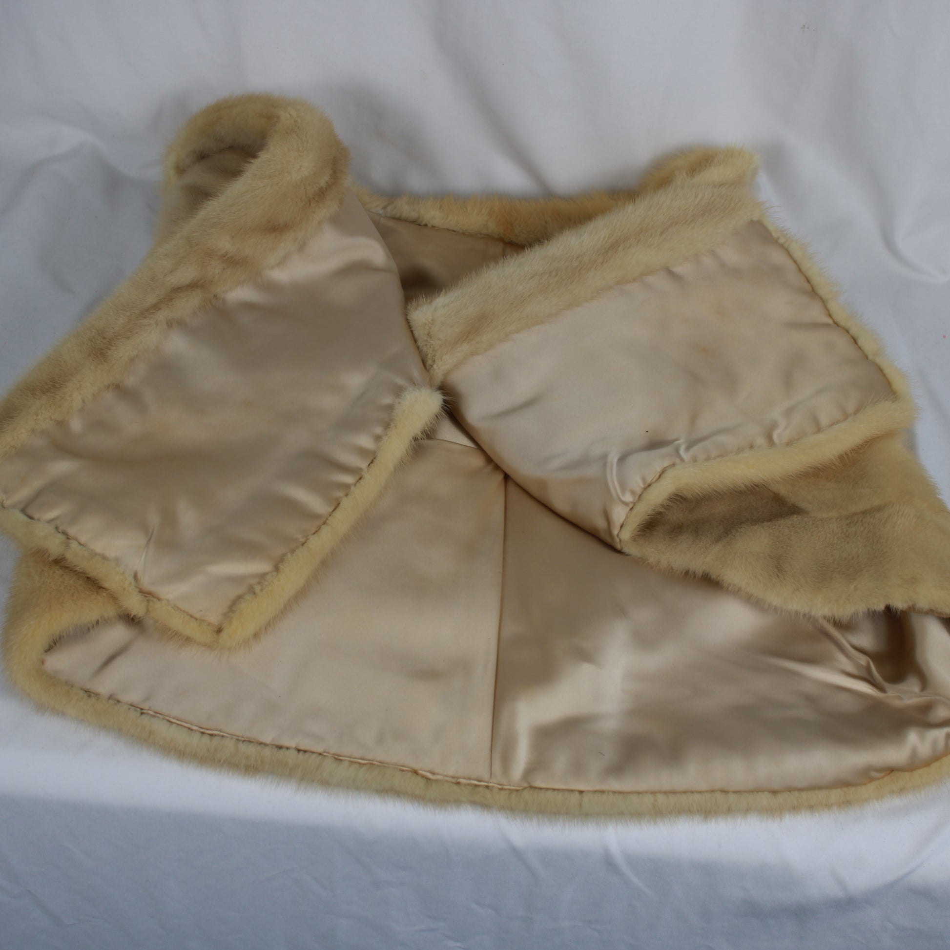 Honey Blonde Blonde Mink Fur Stole - Short Sleeve Wrap Capelet