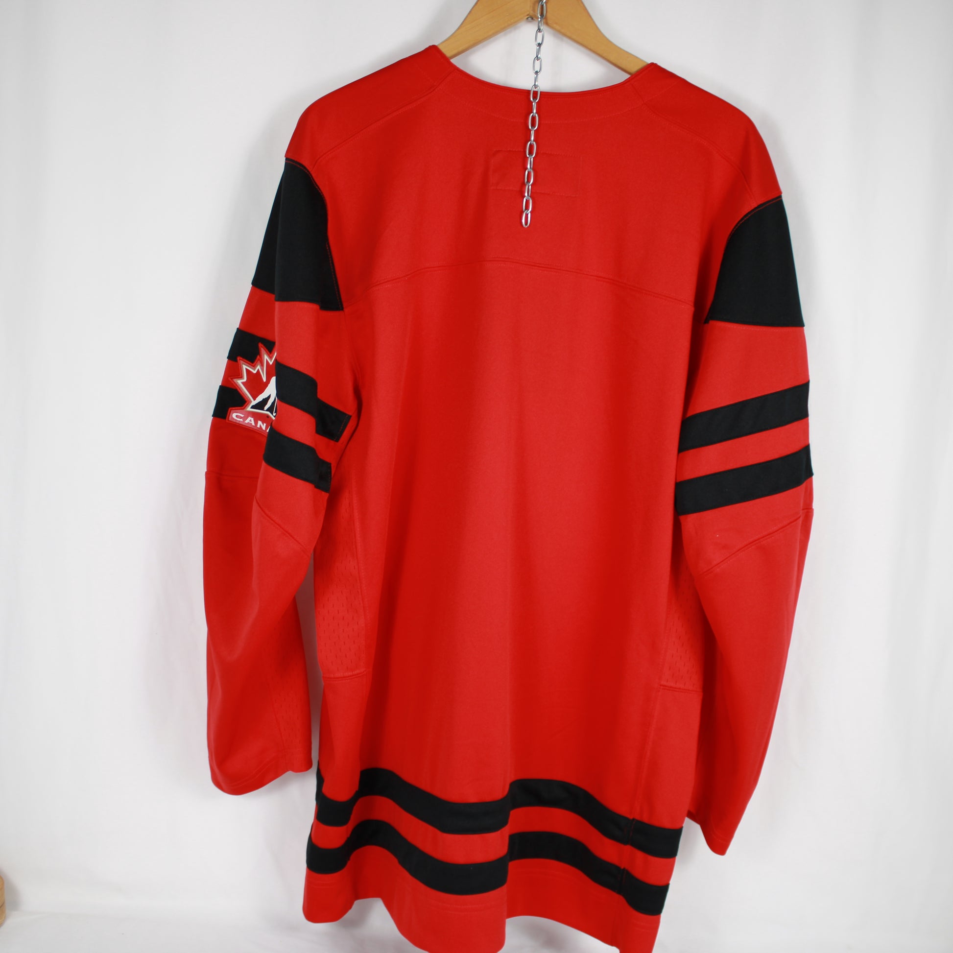 NWT Team Canada Nike Olympic Replica Hockey Jersey Red Men's Size Large