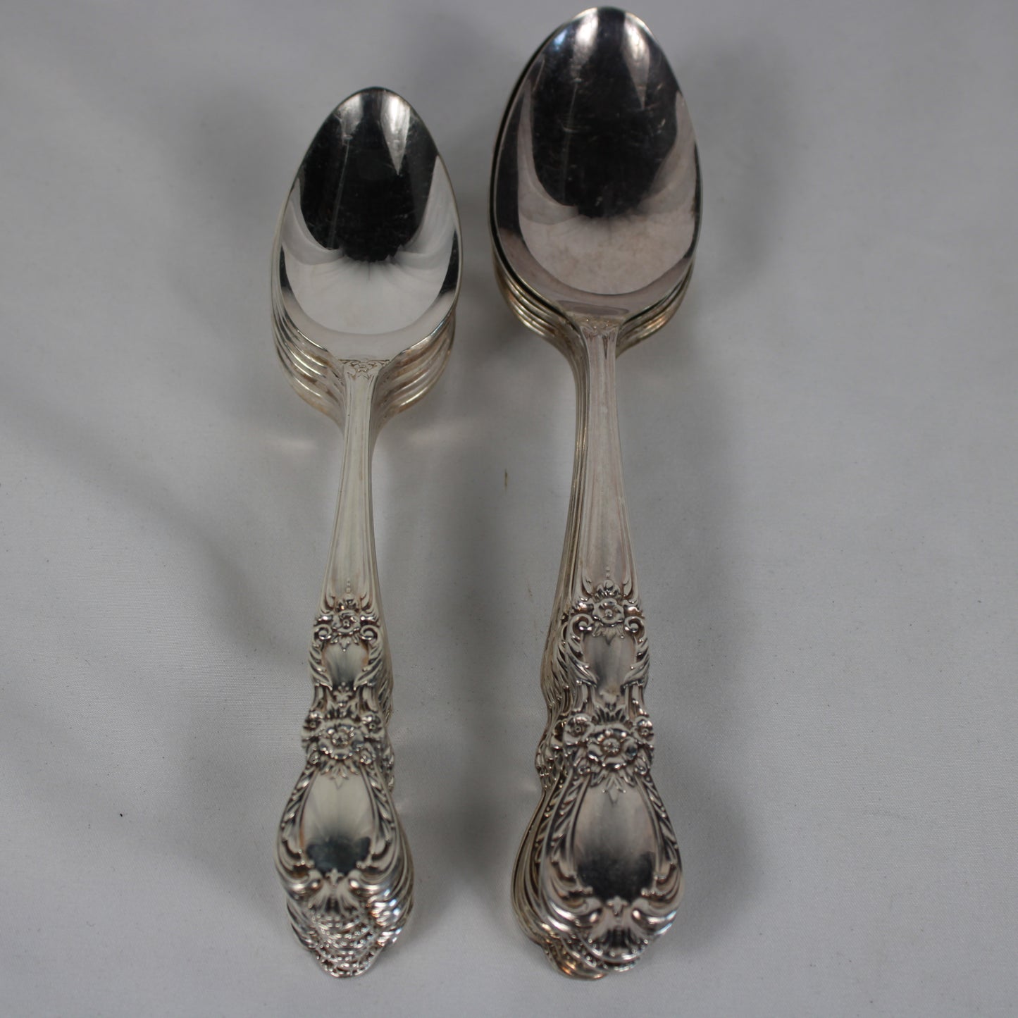 1847 Rogers Bros Heritage Silver plate Flatware Set 0f 131 Pcs