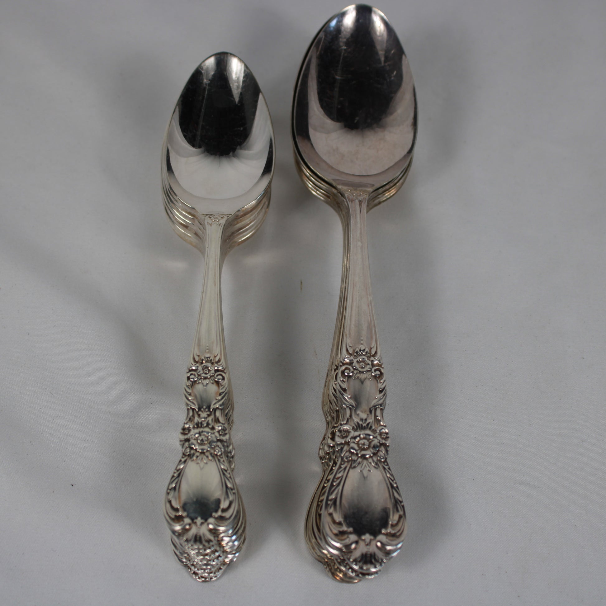 1847 Rogers Bros Heritage Silver plate Flatware Set 0f 131 Pcs