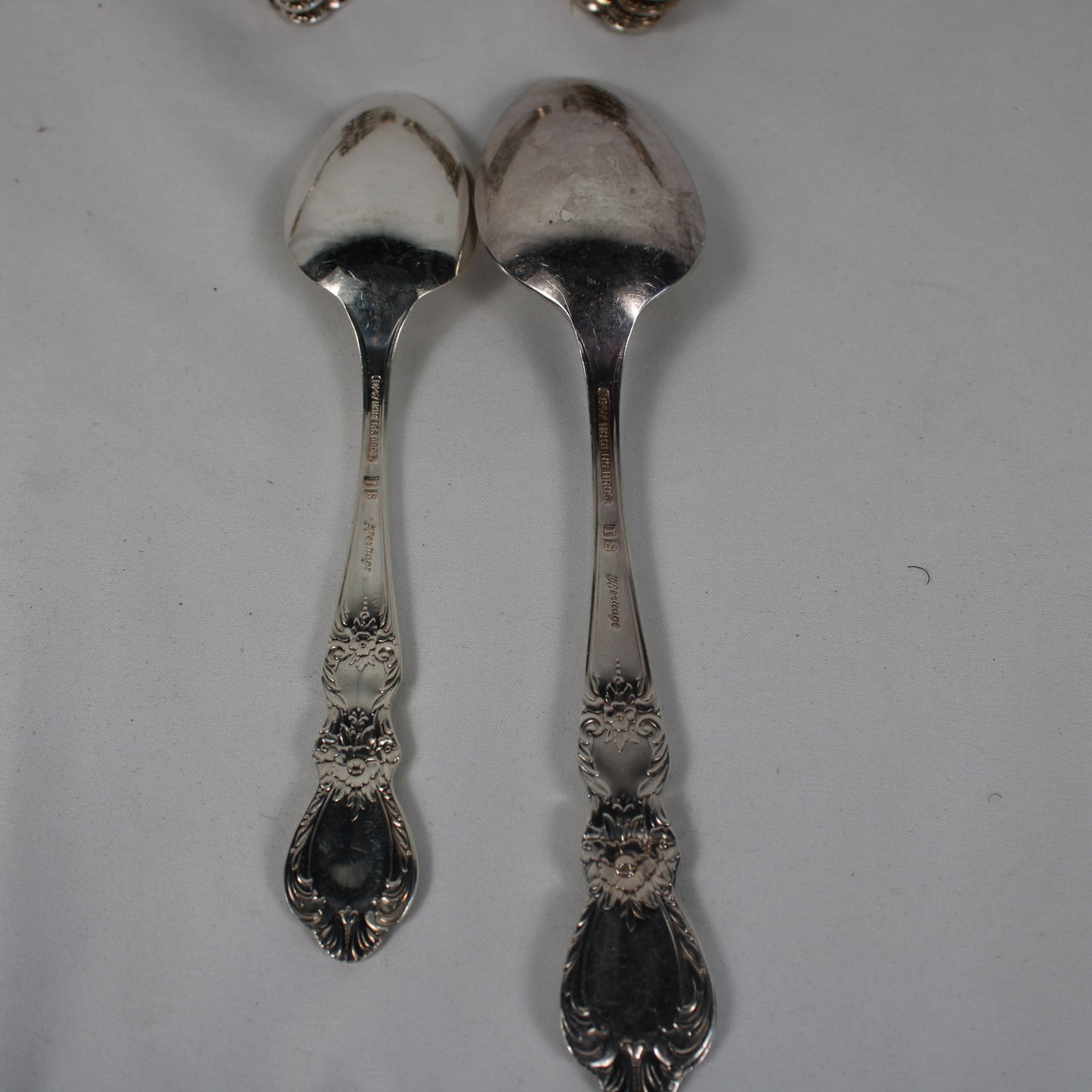 1847 Rogers Bros Heritage Silver plate Flatware Set 0f 131 Pcs