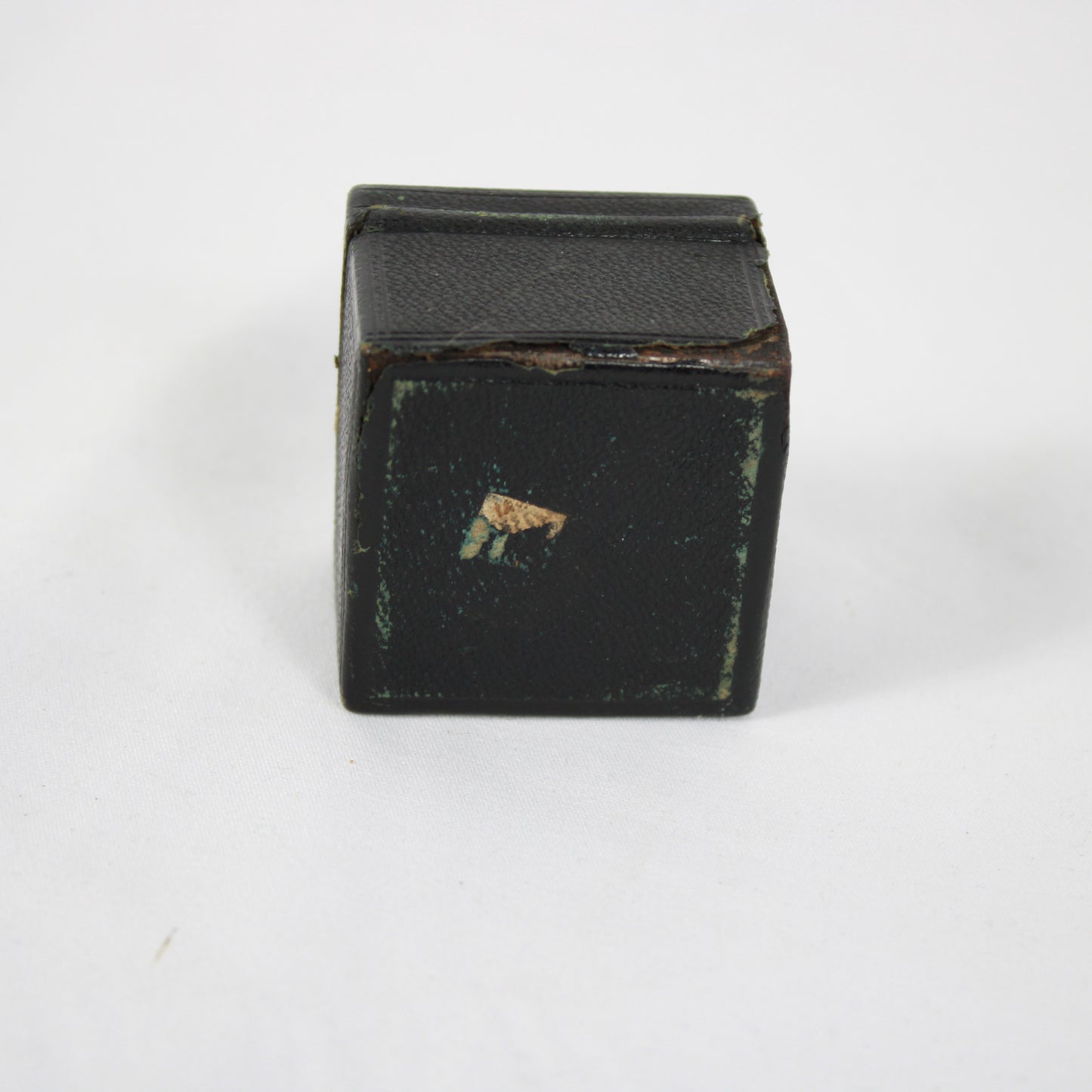 19th C Leather Travelling Inkwell – Vibrant Green Interior & Glass Insert