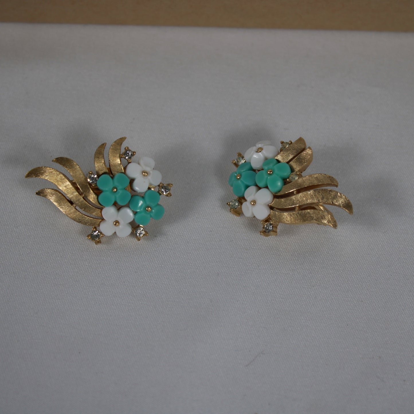 Crown Trifari Floral Demi-Parure: Gold-Tone Bracelet & Clip Earring Set