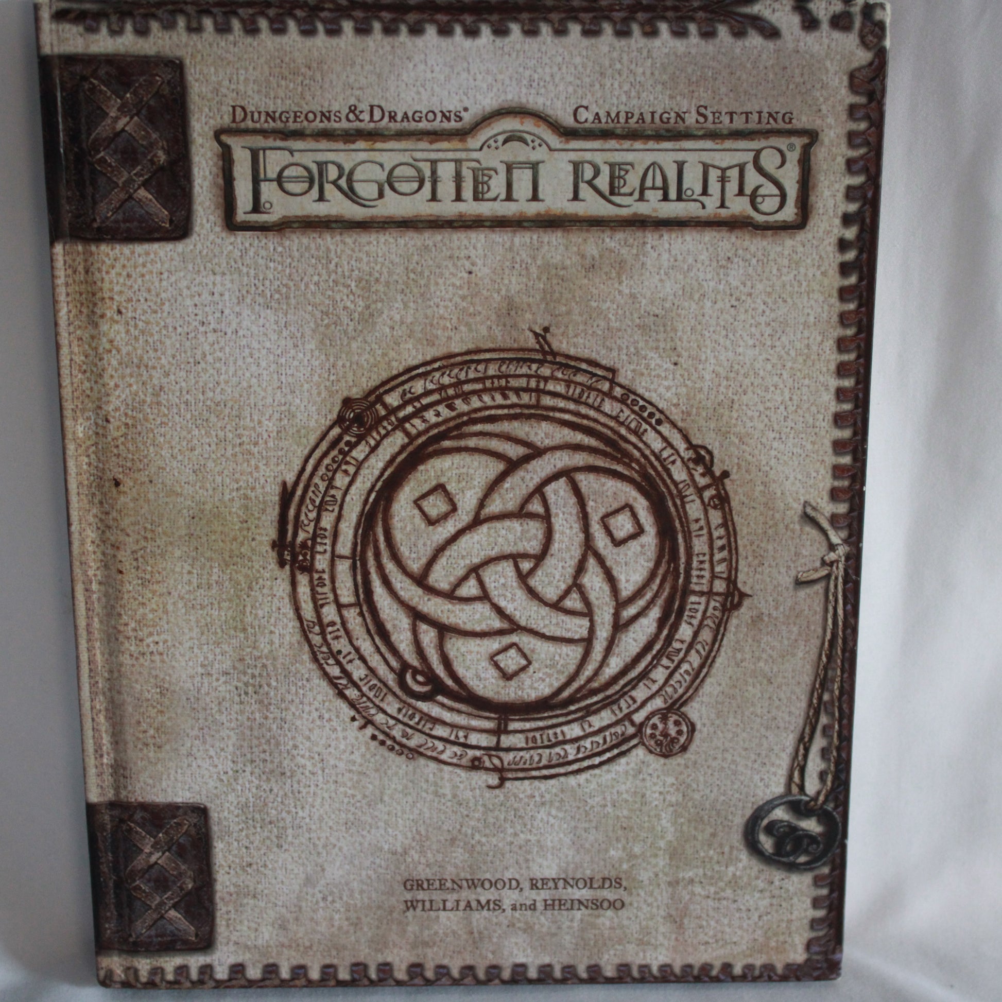Dungeons & Dragons Forgotten Realms Campaign Setting Hardcover (3rd Edition, 2001) - ISBN 0786918365
