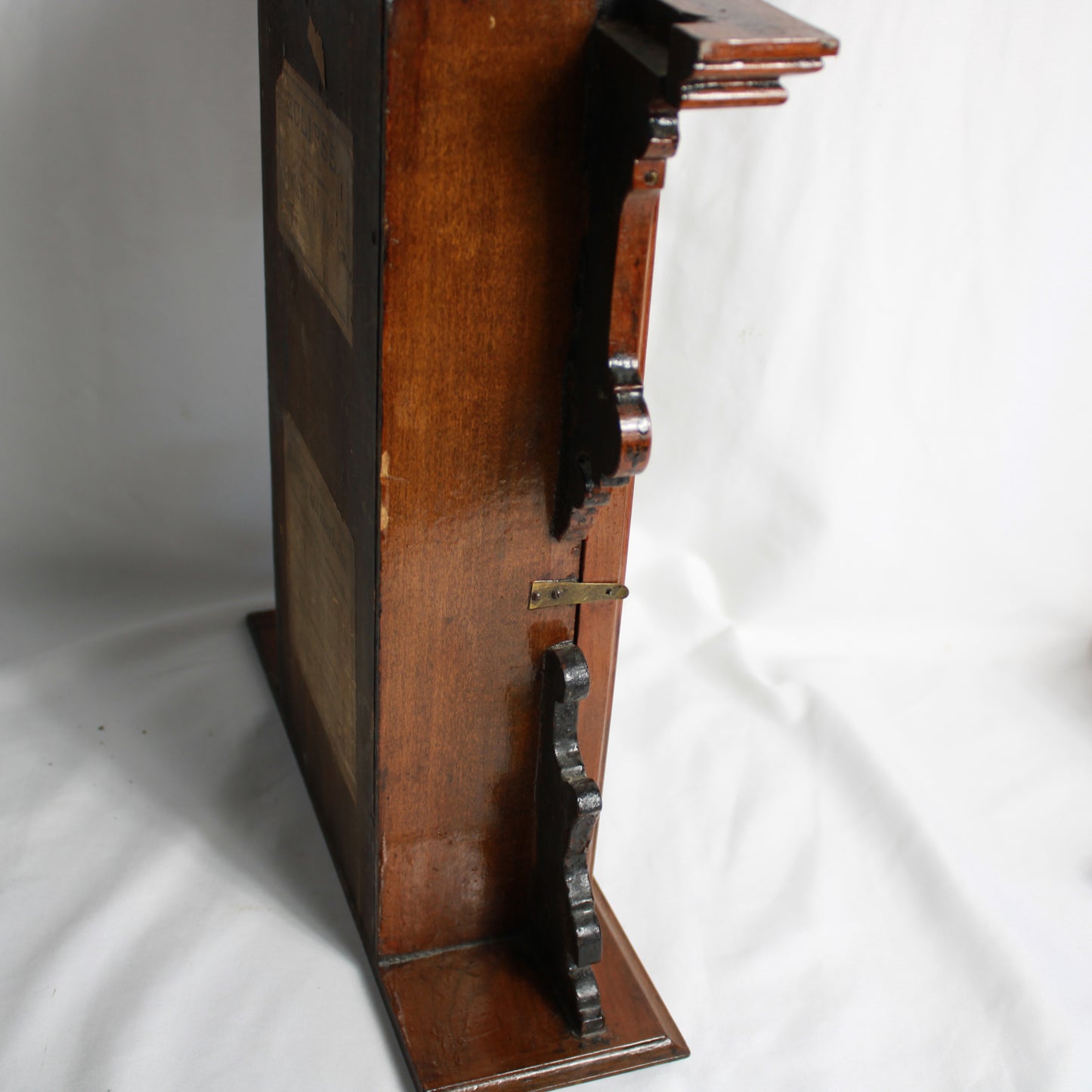 Antique C.1885 E.N. Welch "Eclipse" 8-Day Gingerbread Parlor Clock with Key & Pendulum