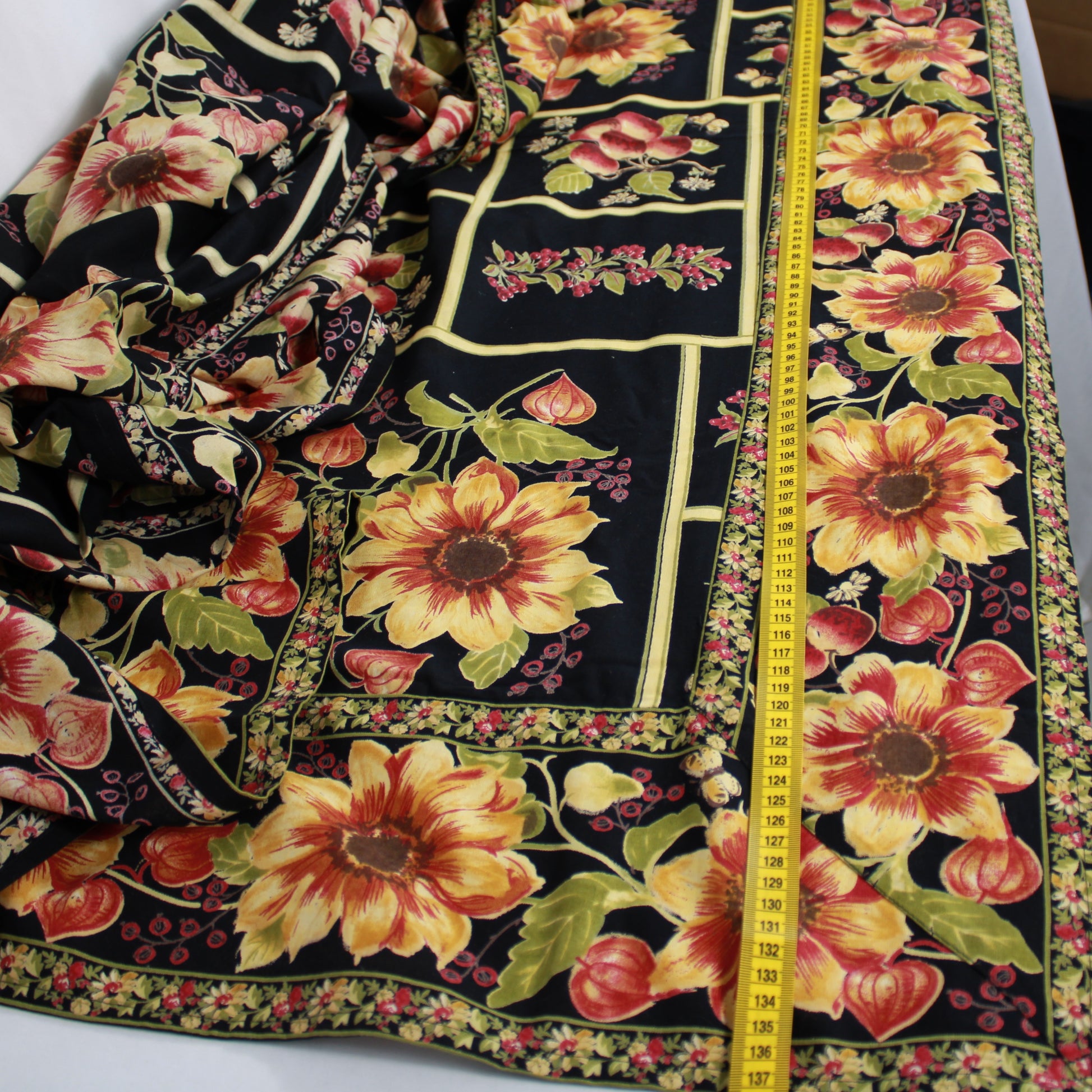 April Cornell Floral and Fruit Cotton Tablecloth 138 cm x 138 cm