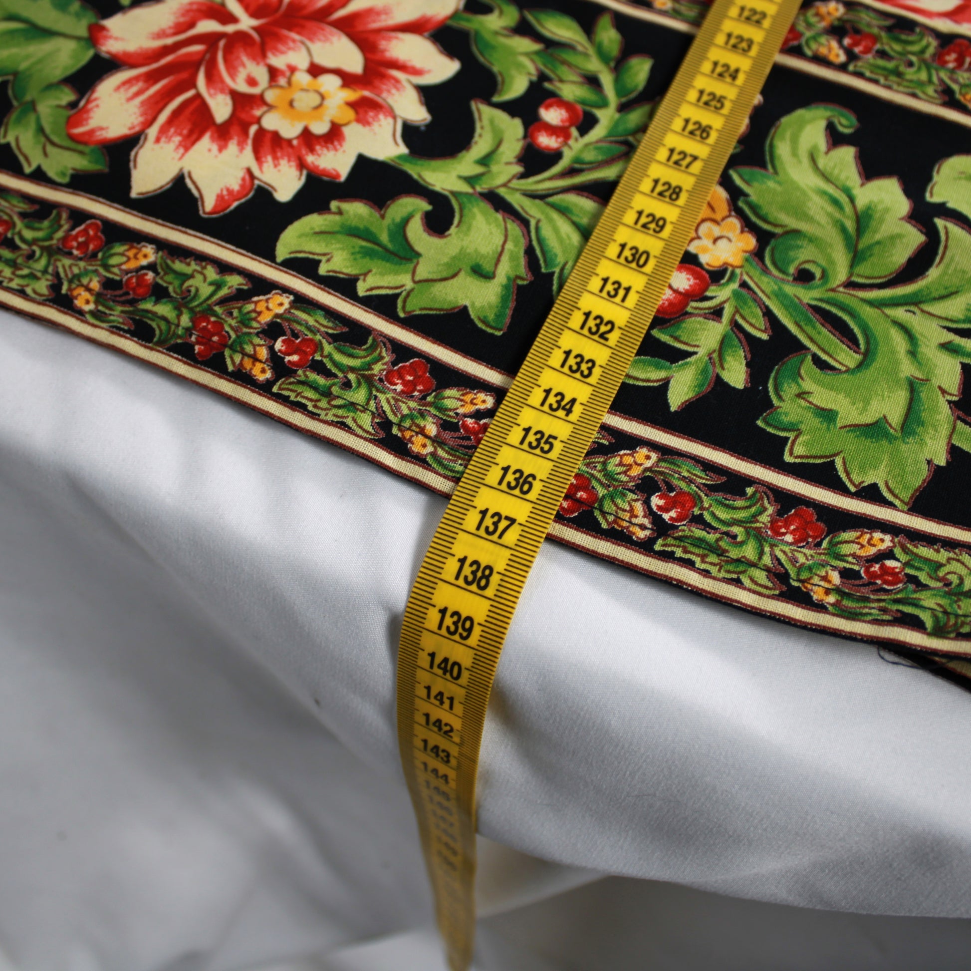 April Cornell Floral Cotton Square Tablecloth - 137 x 139 cm