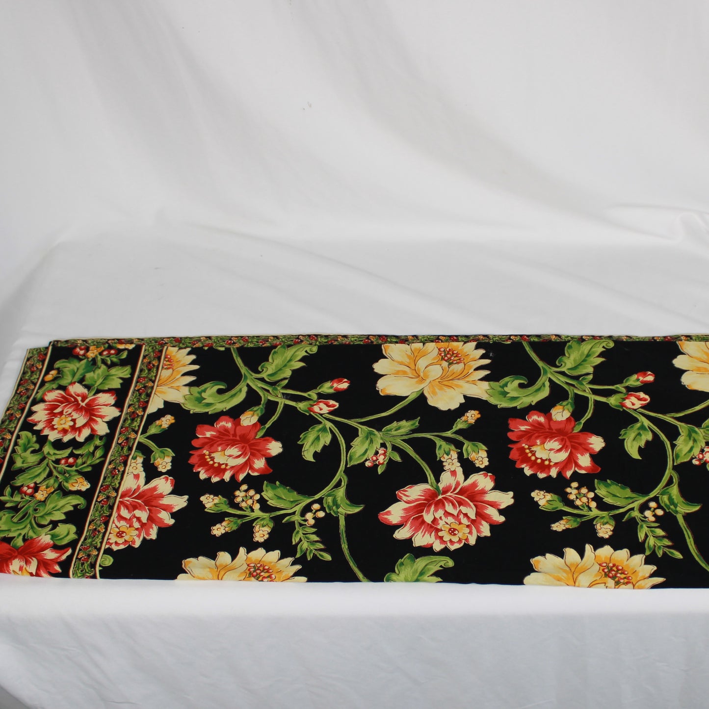 April Cornell Floral Cotton Square Tablecloth - 137 x 139 cm