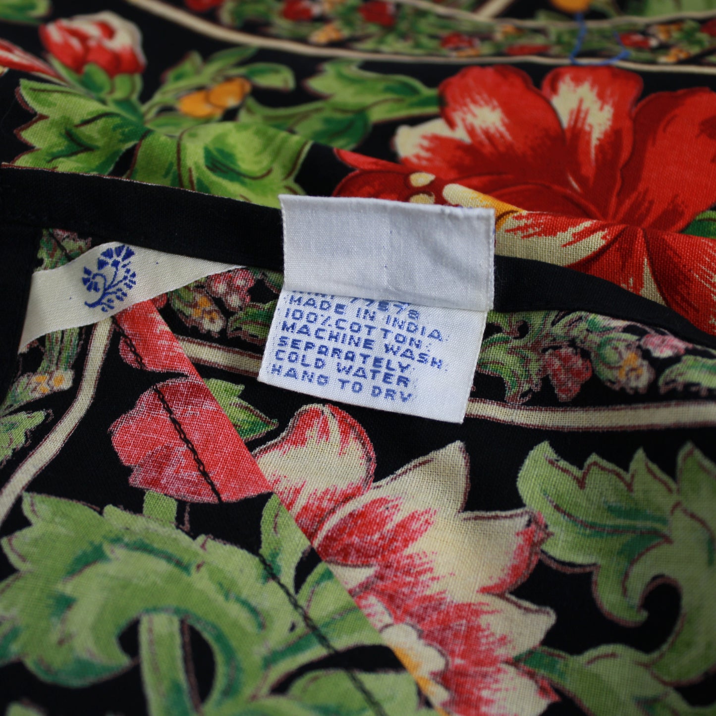 April Cornell Floral Cotton Square Tablecloth - 137 x 139 cm