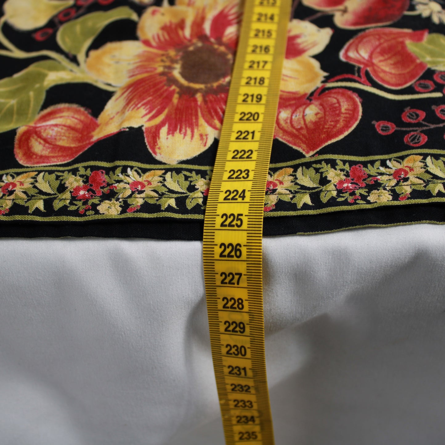 April Cornell Sunflower & Harvest Floral 100% Cotton Rectangular Tablecloth 150 x 225 cm