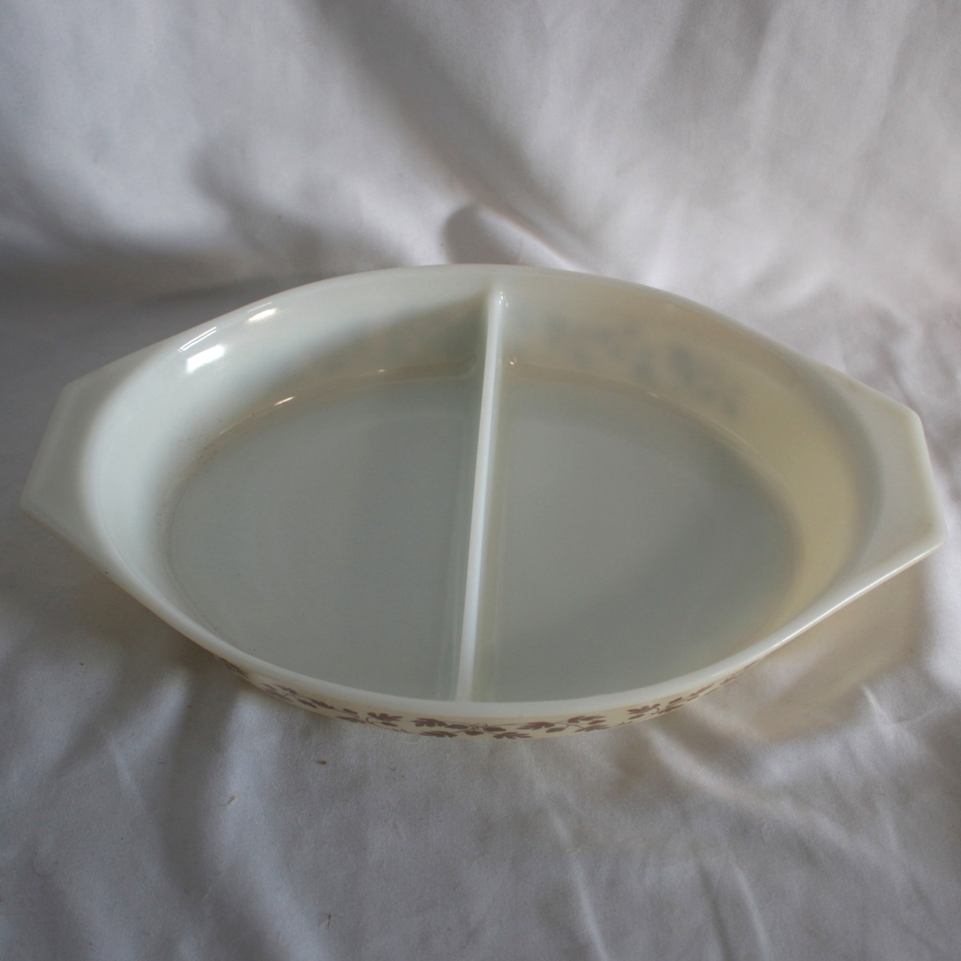 Pyrex Autumn Harvest Divided Oval Casserole Dish 1.5 Quart 063