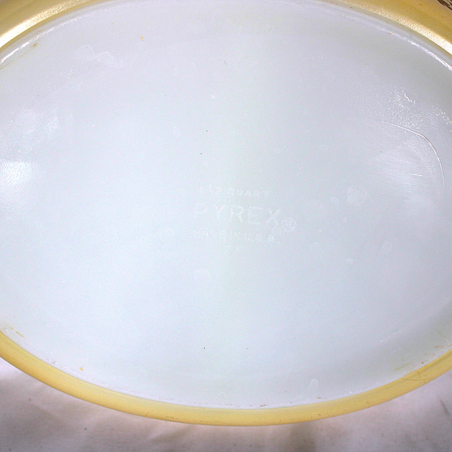 Pyrex Autumn Harvest Divided Oval Casserole Dish 1.5 Quart 063