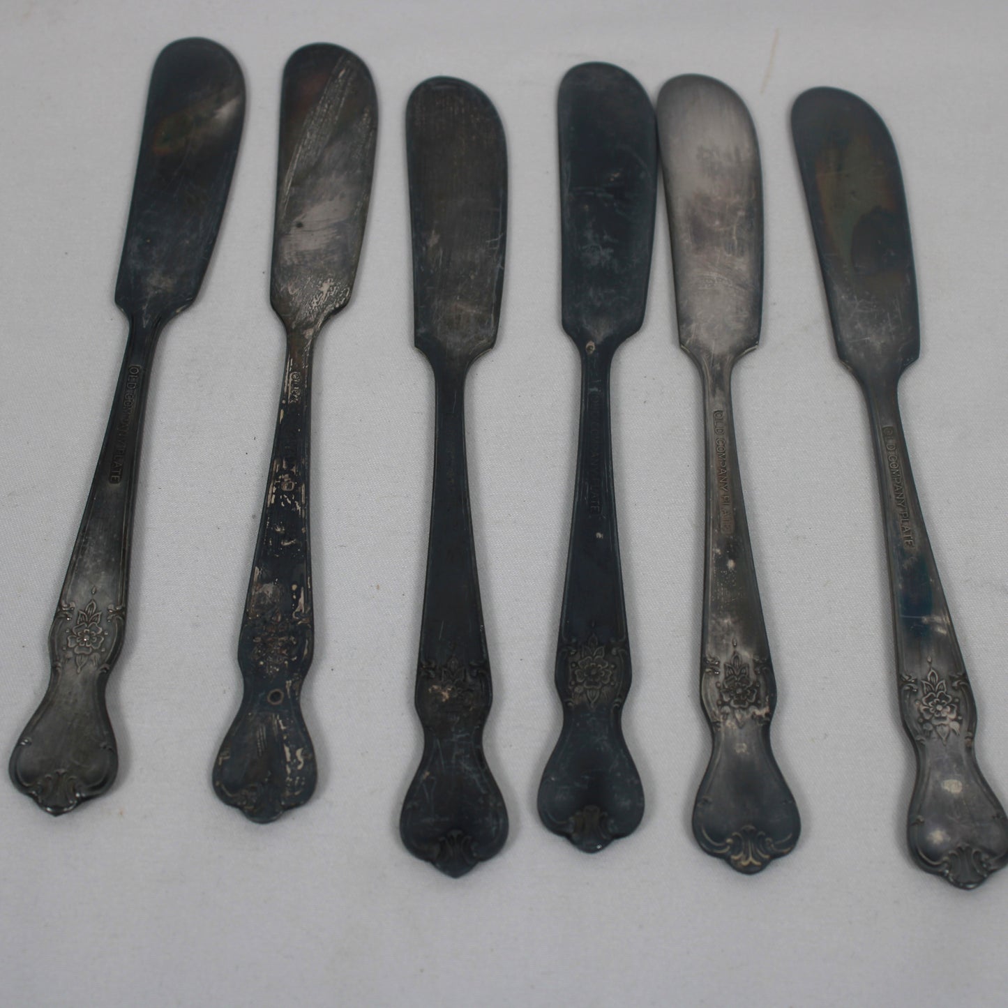 Vintage Old Company Plate "Signature" Silverplate Flatware Set with Wooden Storage Chest - 38 Pieces