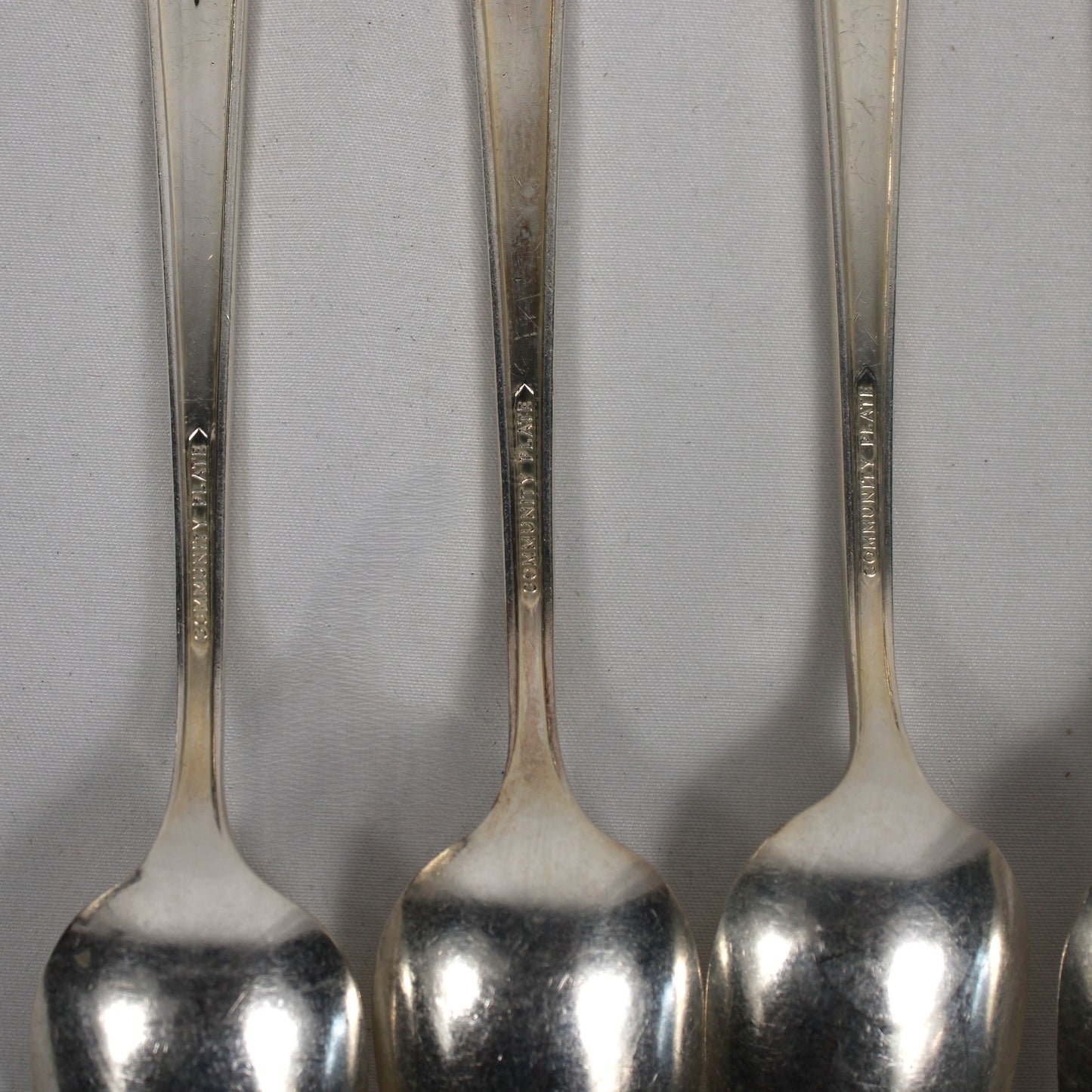 Oneida Community Plate Milady Silverplate Flatware Set with Storage Chest - 79 Pieces