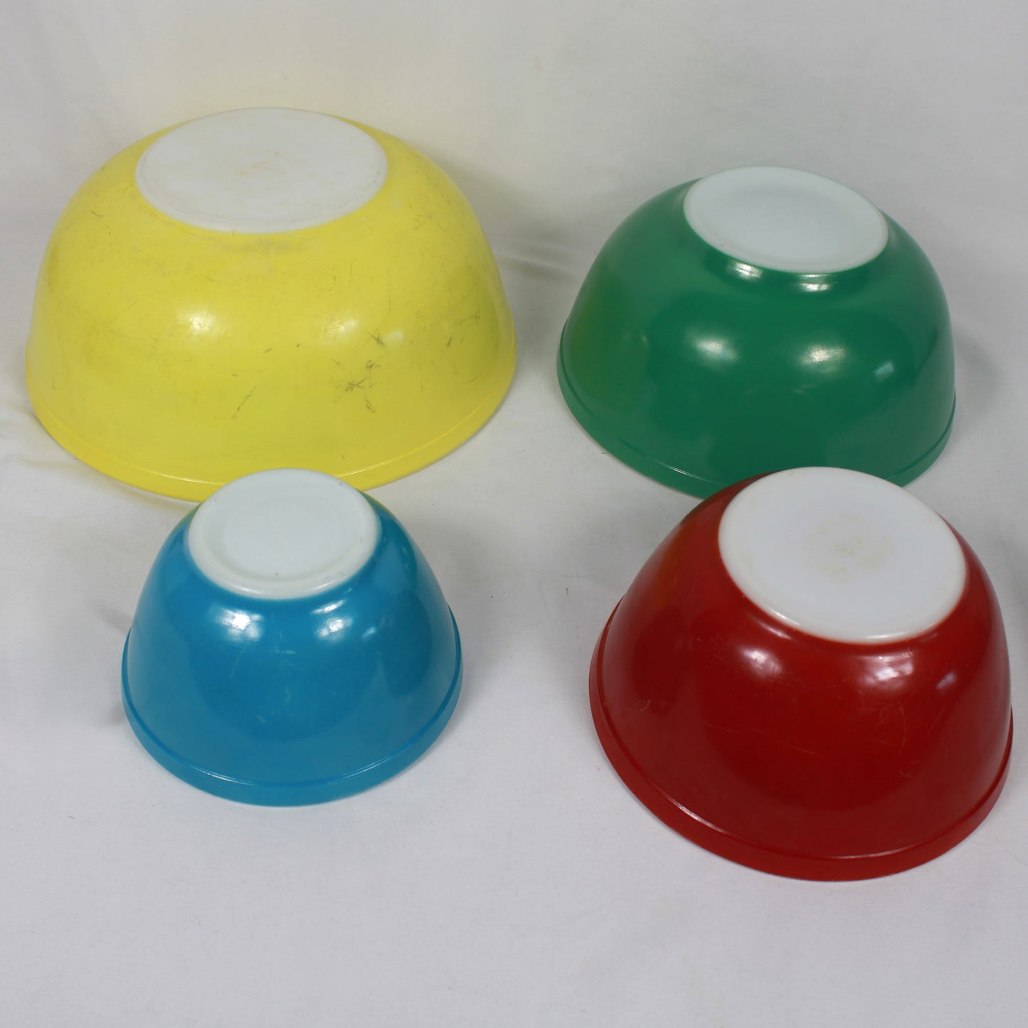 Pyrex Primary Colors Nesting Mixing Bowl Set