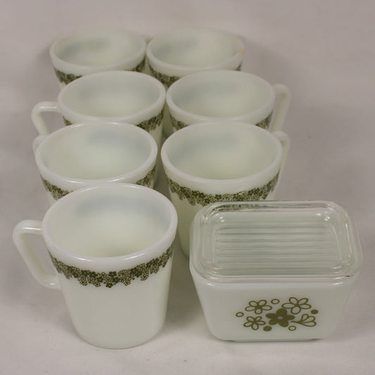 Pyrex Spring Blossom Green Set: Mugs and Covered Refrigerator Dish