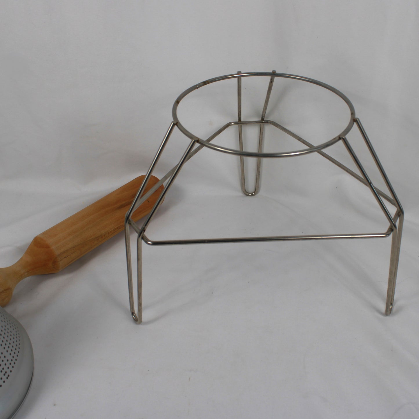 Aluminum Chinois Strainer Set with Chrome Stand and Wooden Pestle