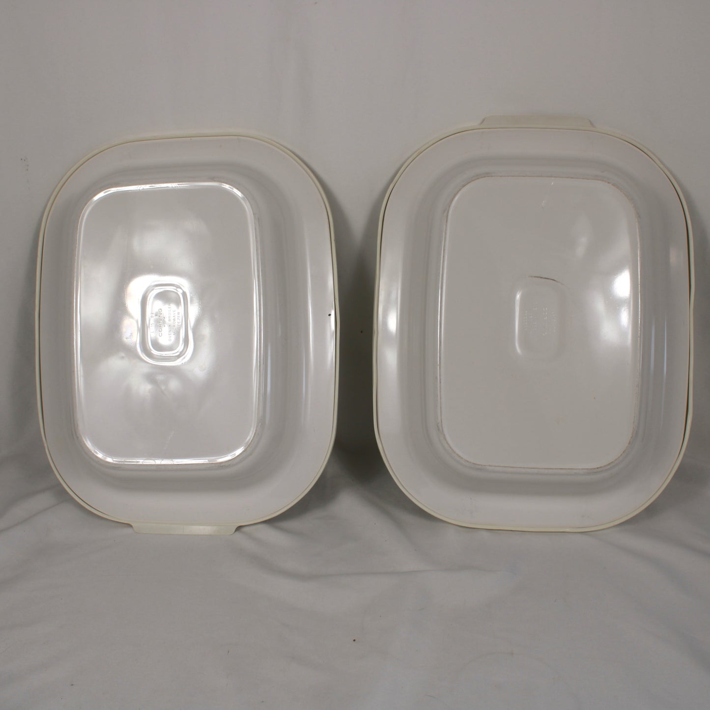 Corning Ware Casual Elegance White Casserole Baking Dishes Set of 2