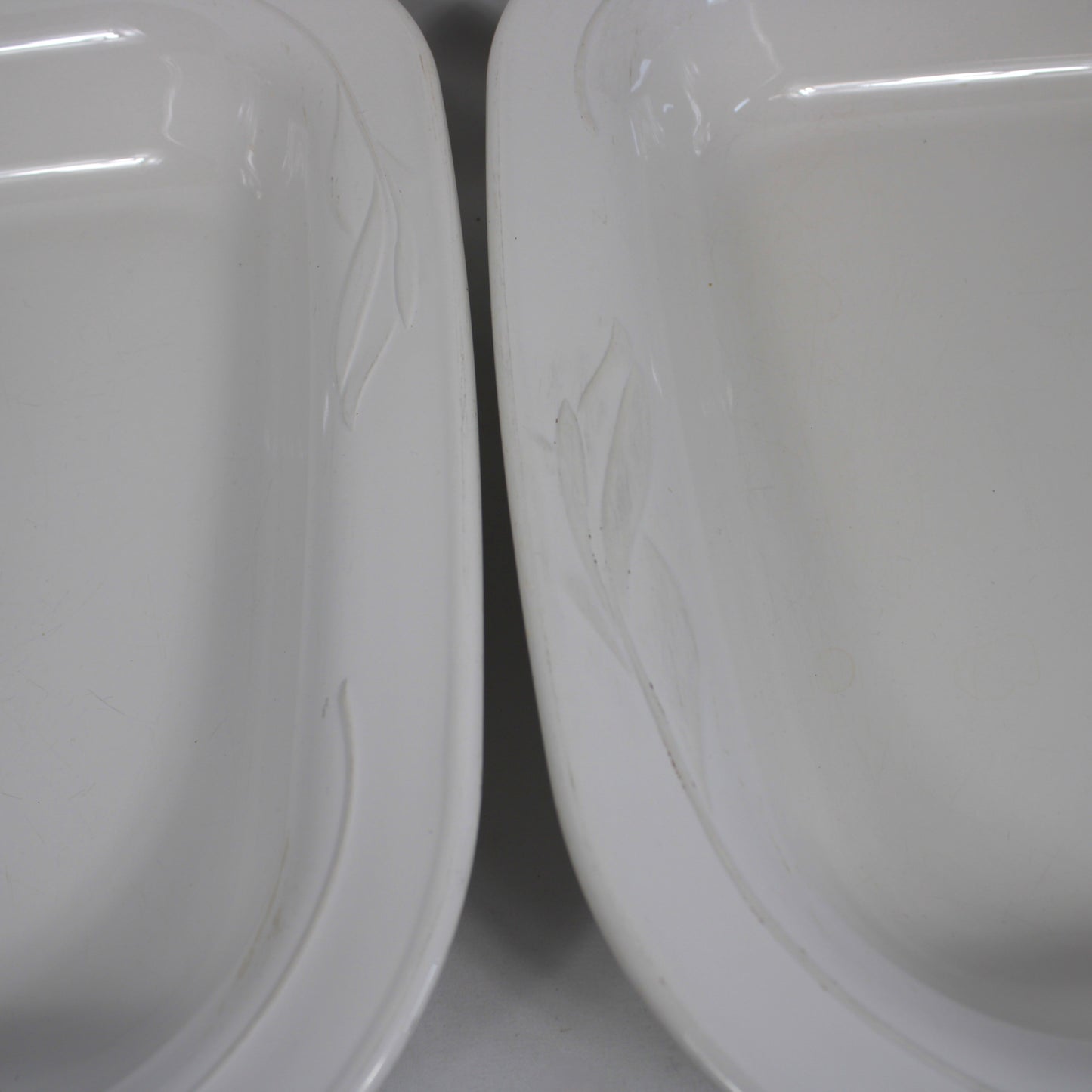 Corning Ware Casual Elegance White Casserole Baking Dishes Set of 2