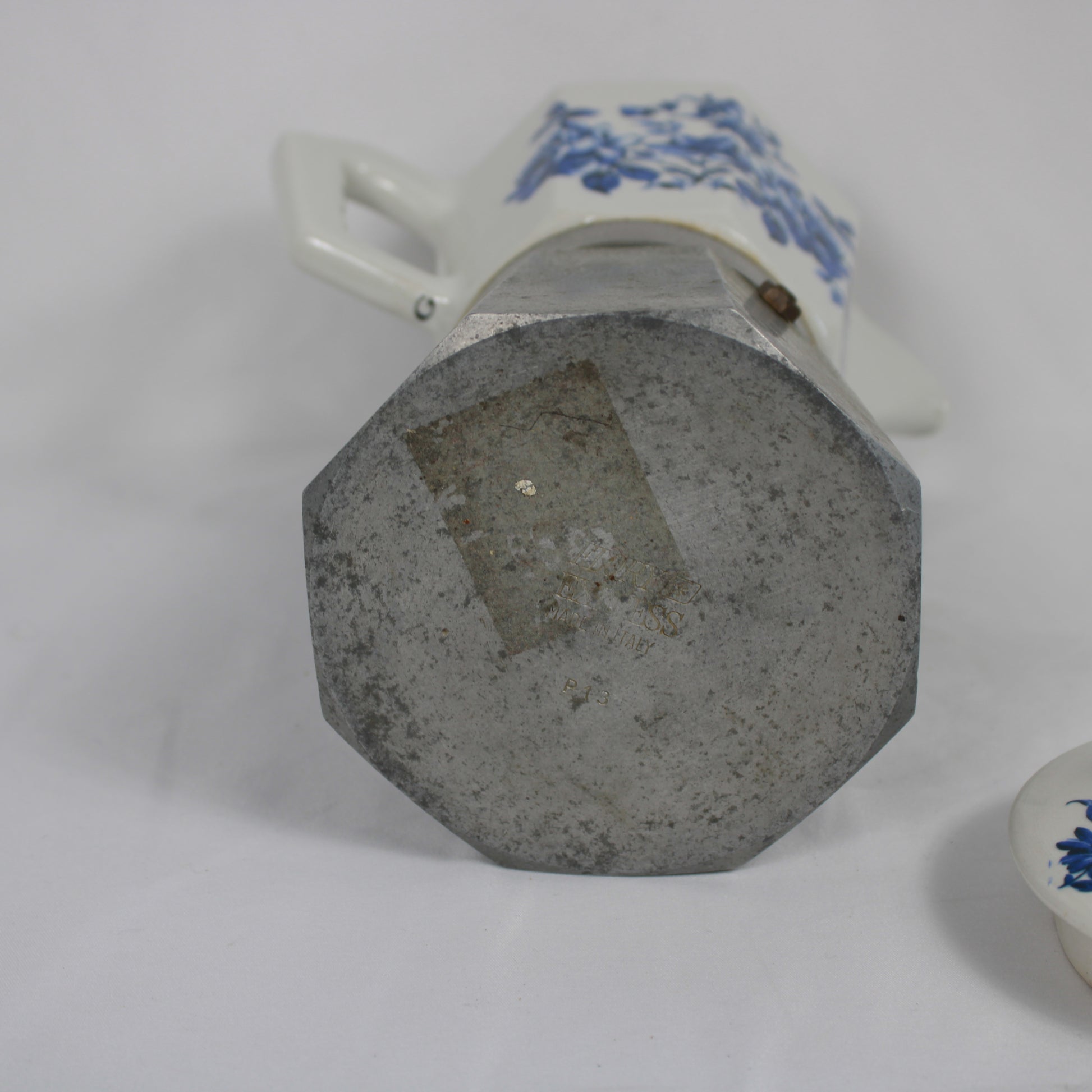 Flory Express Italian Ceramic and Aluminum Moka Pot Espresso Maker, Blue Floral