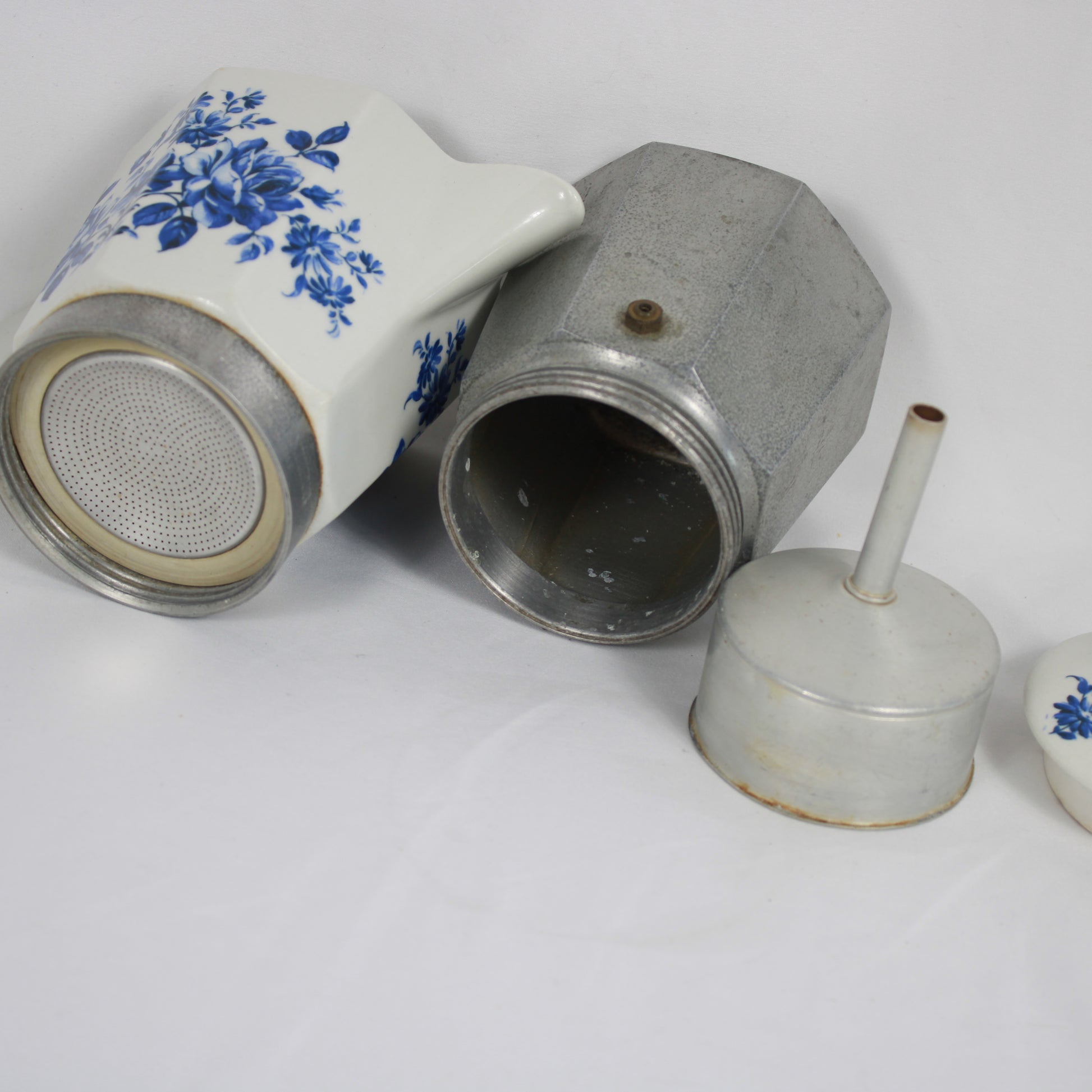 Flory Express Italian Ceramic and Aluminum Moka Pot Espresso Maker, Blue Floral
