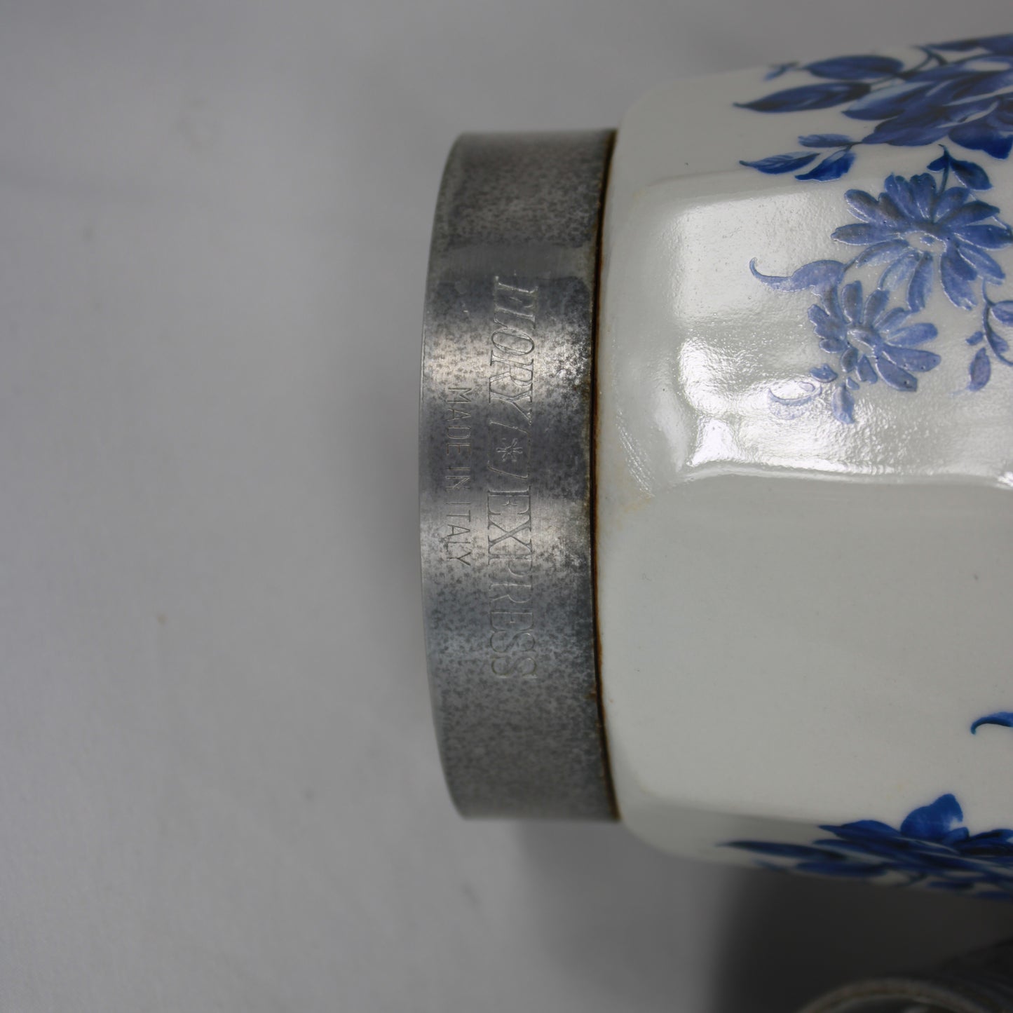 Flory Express Italian Ceramic and Aluminum Moka Pot Espresso Maker, Blue Floral