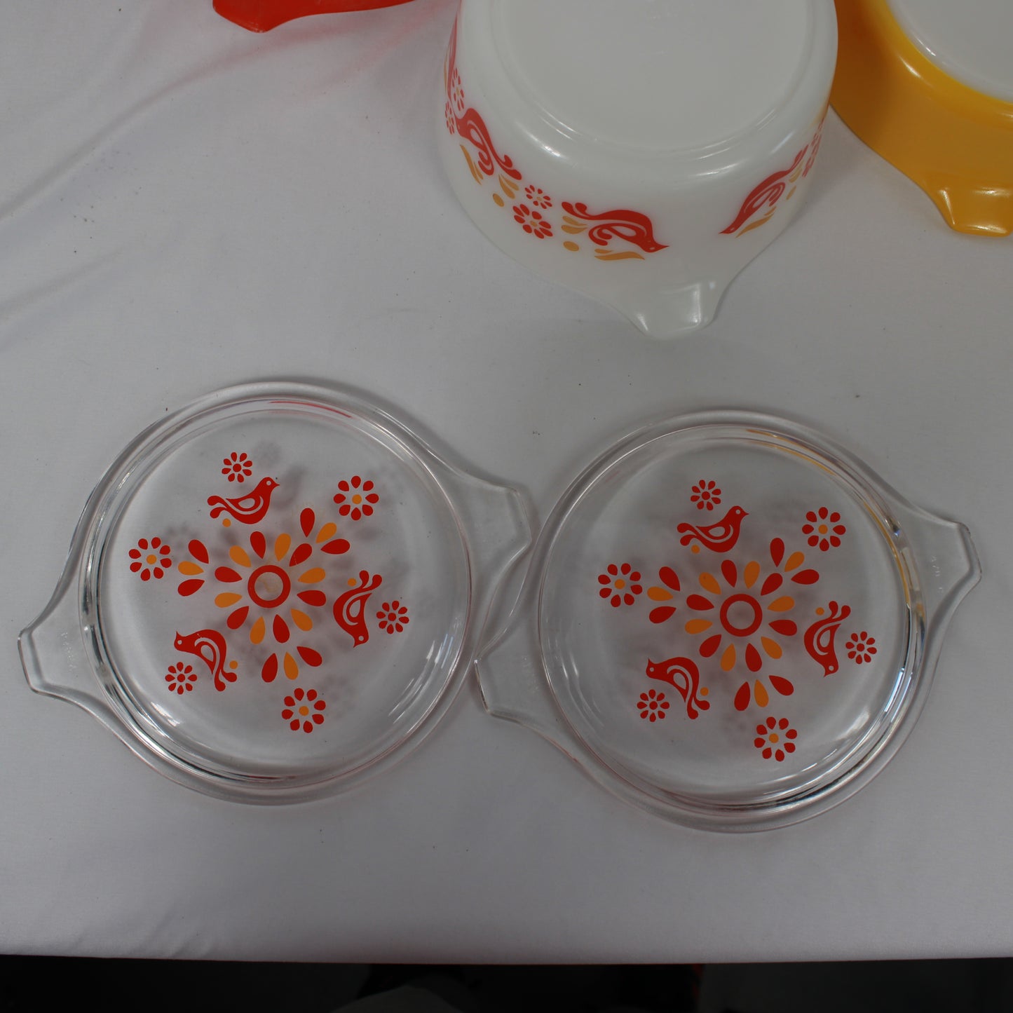 Pyrex Friendship Pattern Casserole Bowls & Cinderella Mixing Bowls Set of 5