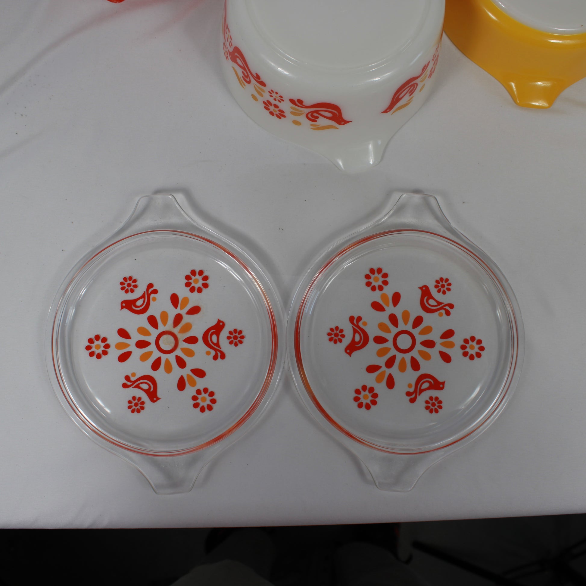 Pyrex Friendship Pattern Casserole Bowls & Cinderella Mixing Bowls Set of 5