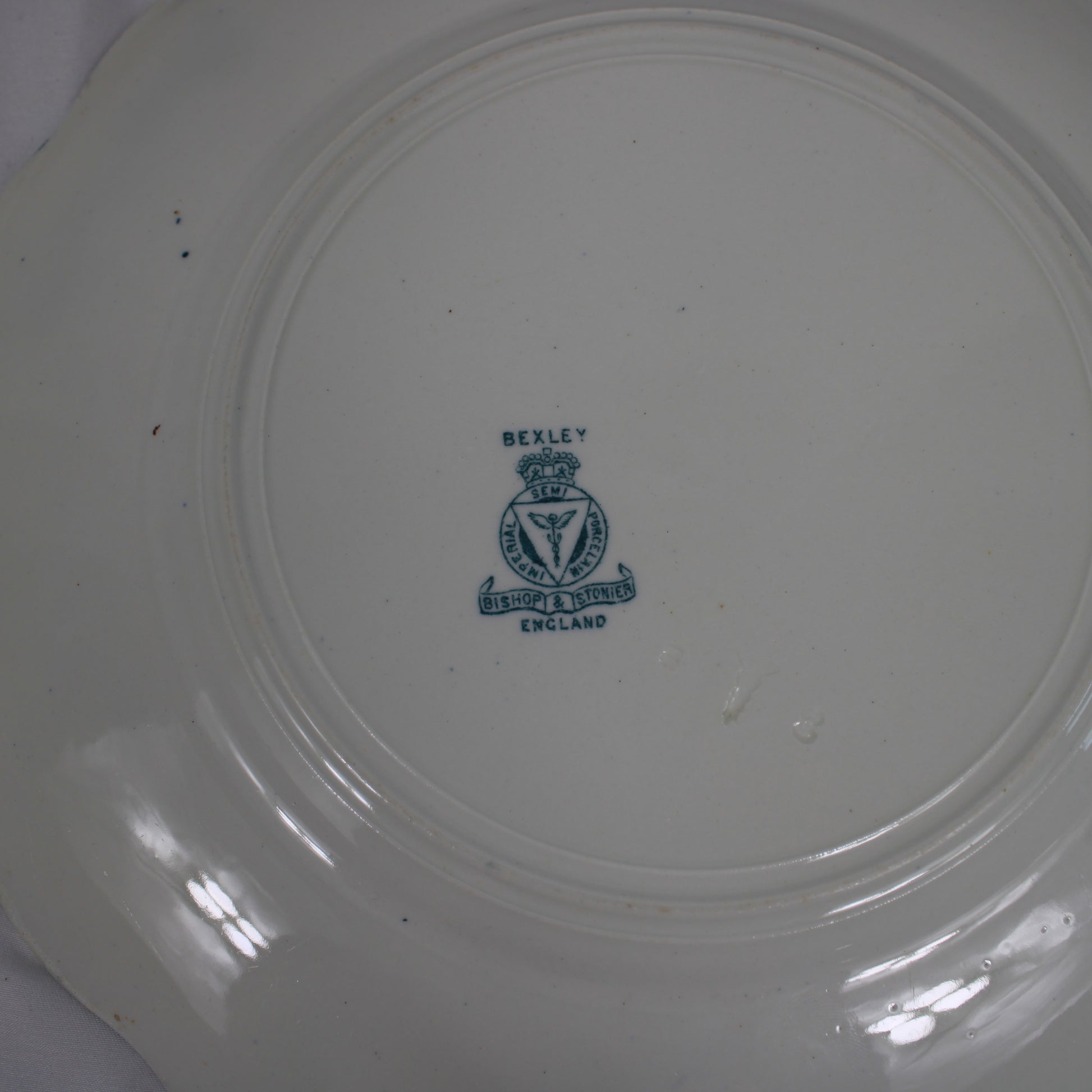 Bishop & Stonier Bexley Flow Blue Plates - Set of 7 Scalloped Dinner and Bread Plates