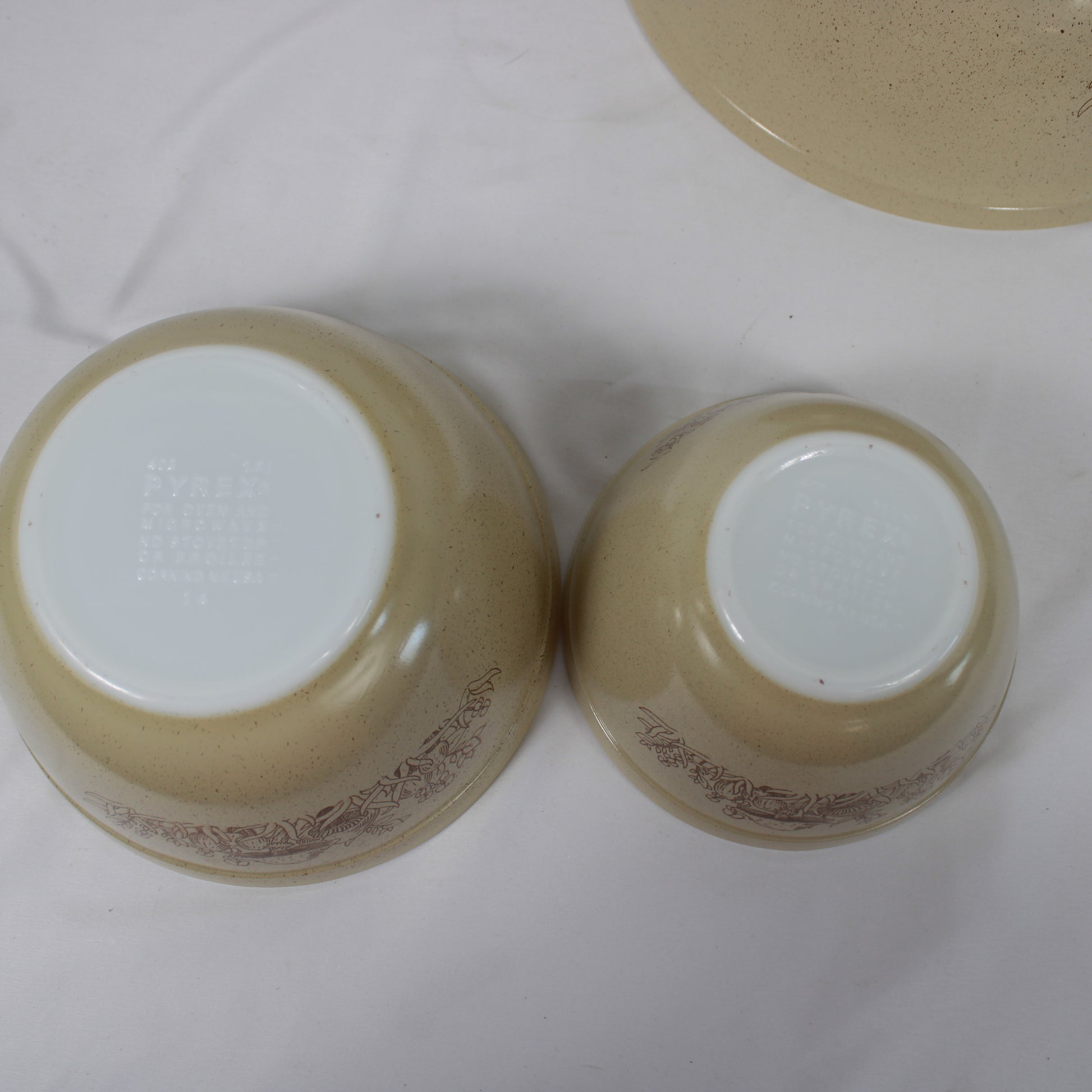 Pyrex Forest Fancies Speckled Mushroom Mixing Bowl Set of 4