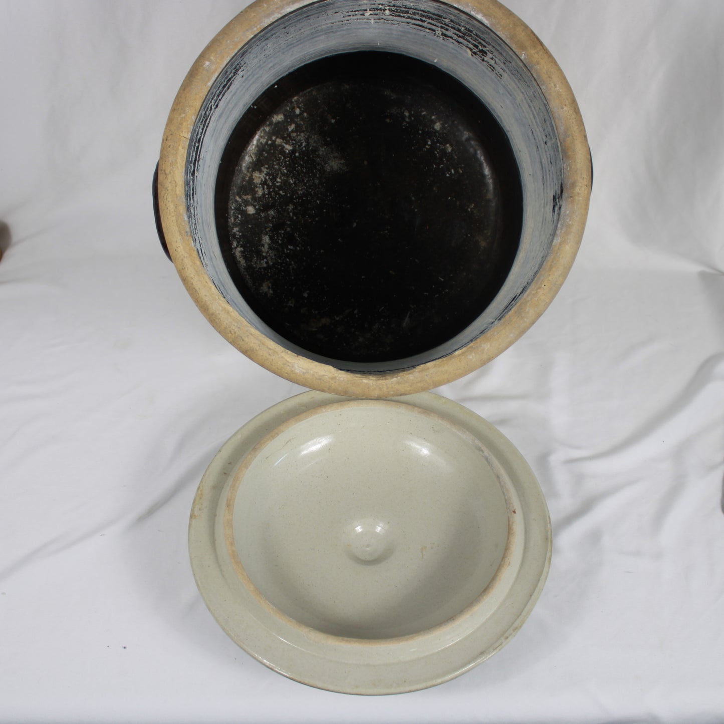 Crown 5 Gallon Two-Tone Stoneware Crock with Lid