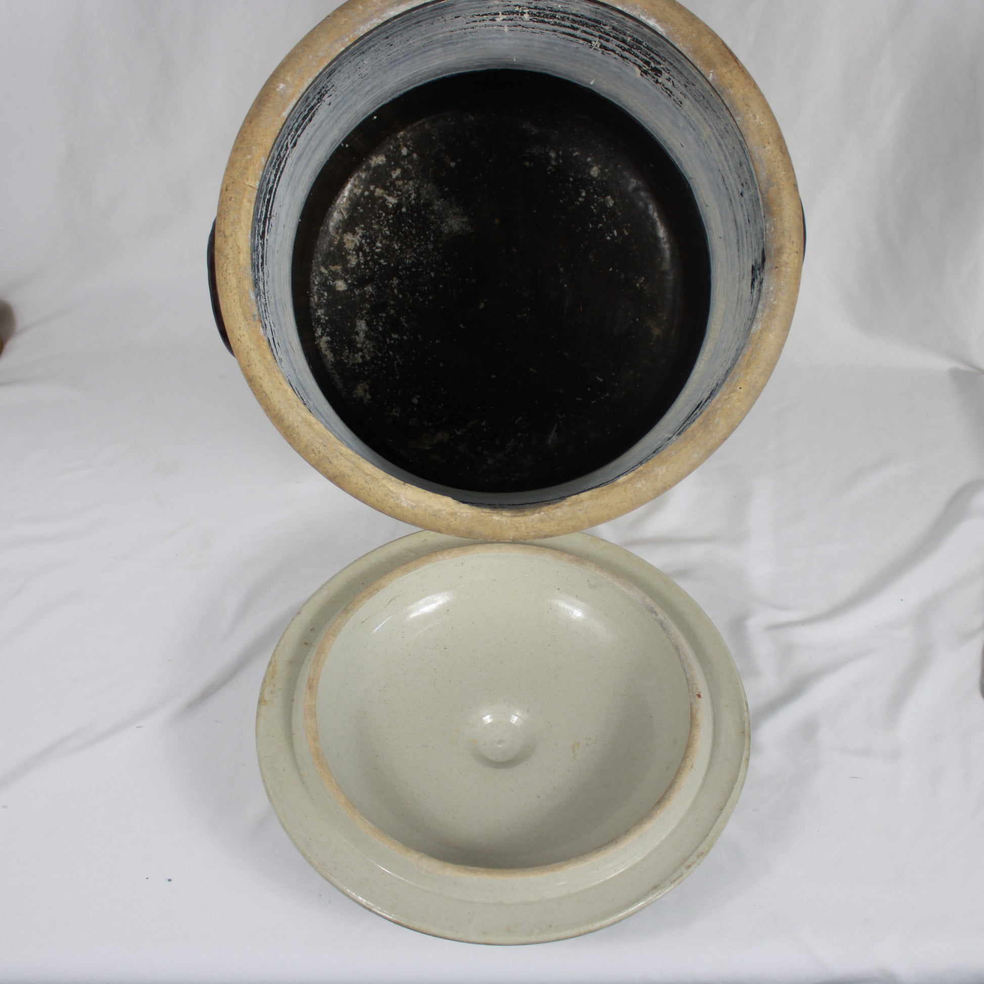 Crown 5 Gallon Two-Tone Stoneware Crock with Lid