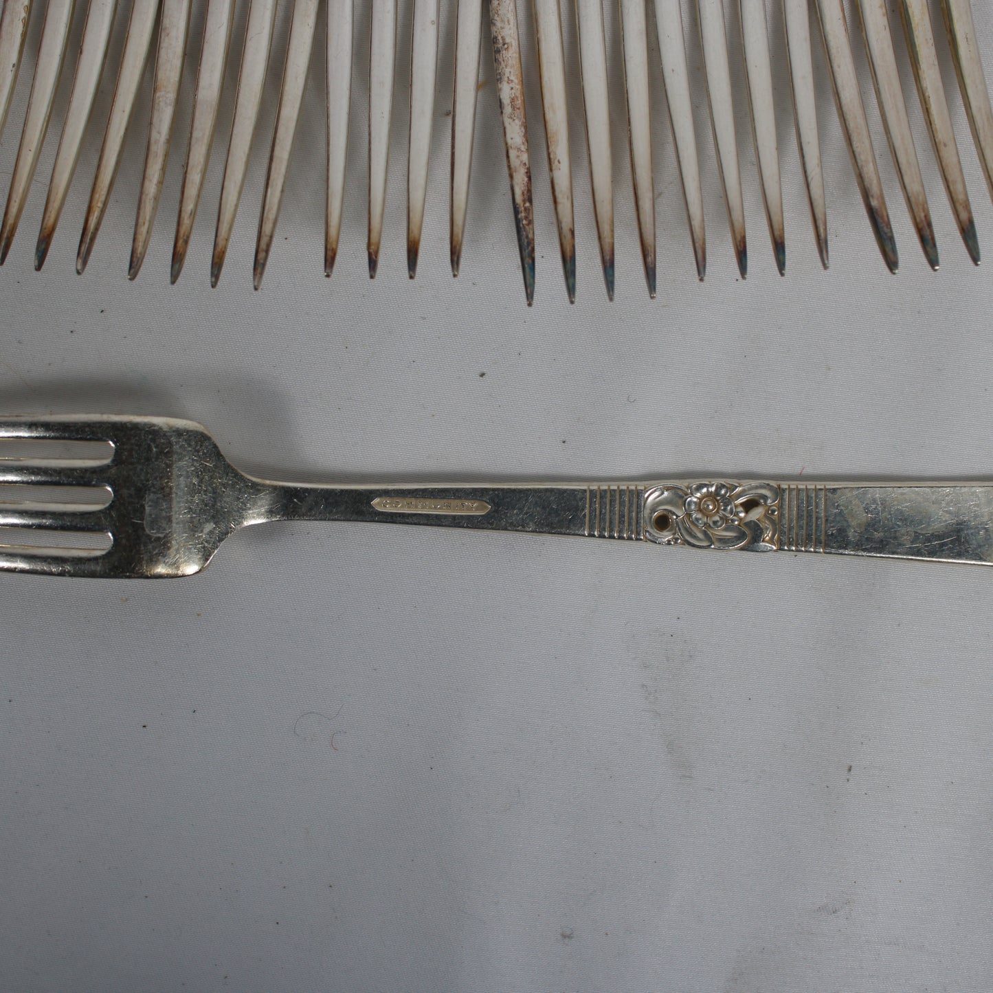 Oneida Community Silverplate Flatware Set with Fitted Wooden Tarnish Chest