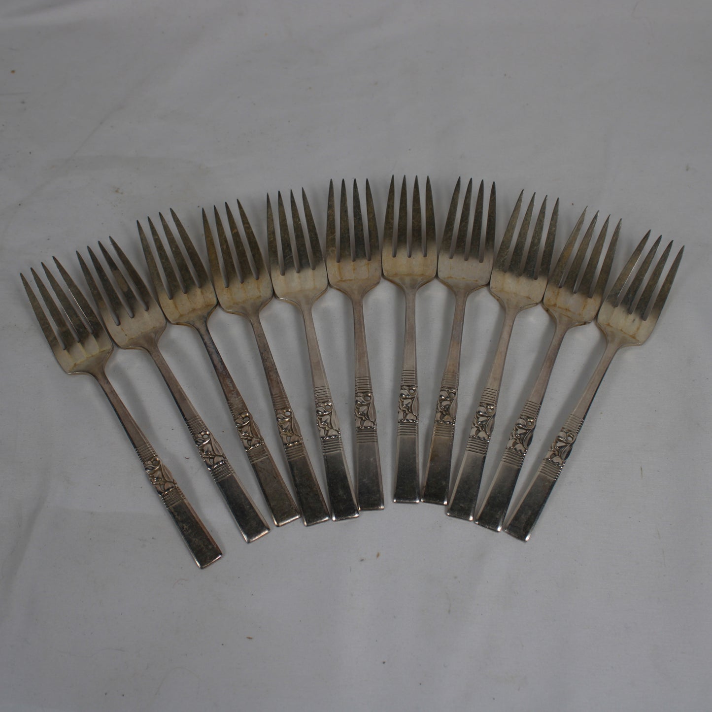 Oneida Community Silverplate Flatware Set with Fitted Wooden Tarnish Chest