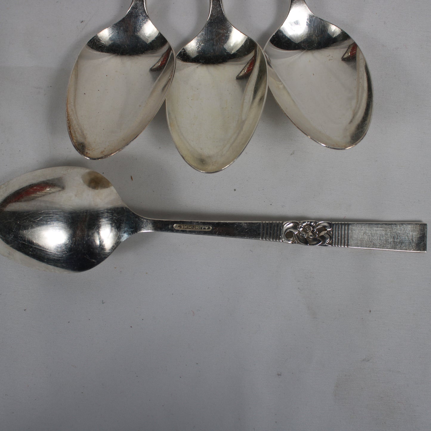 Oneida Community Silverplate Flatware Set with Fitted Wooden Tarnish Chest
