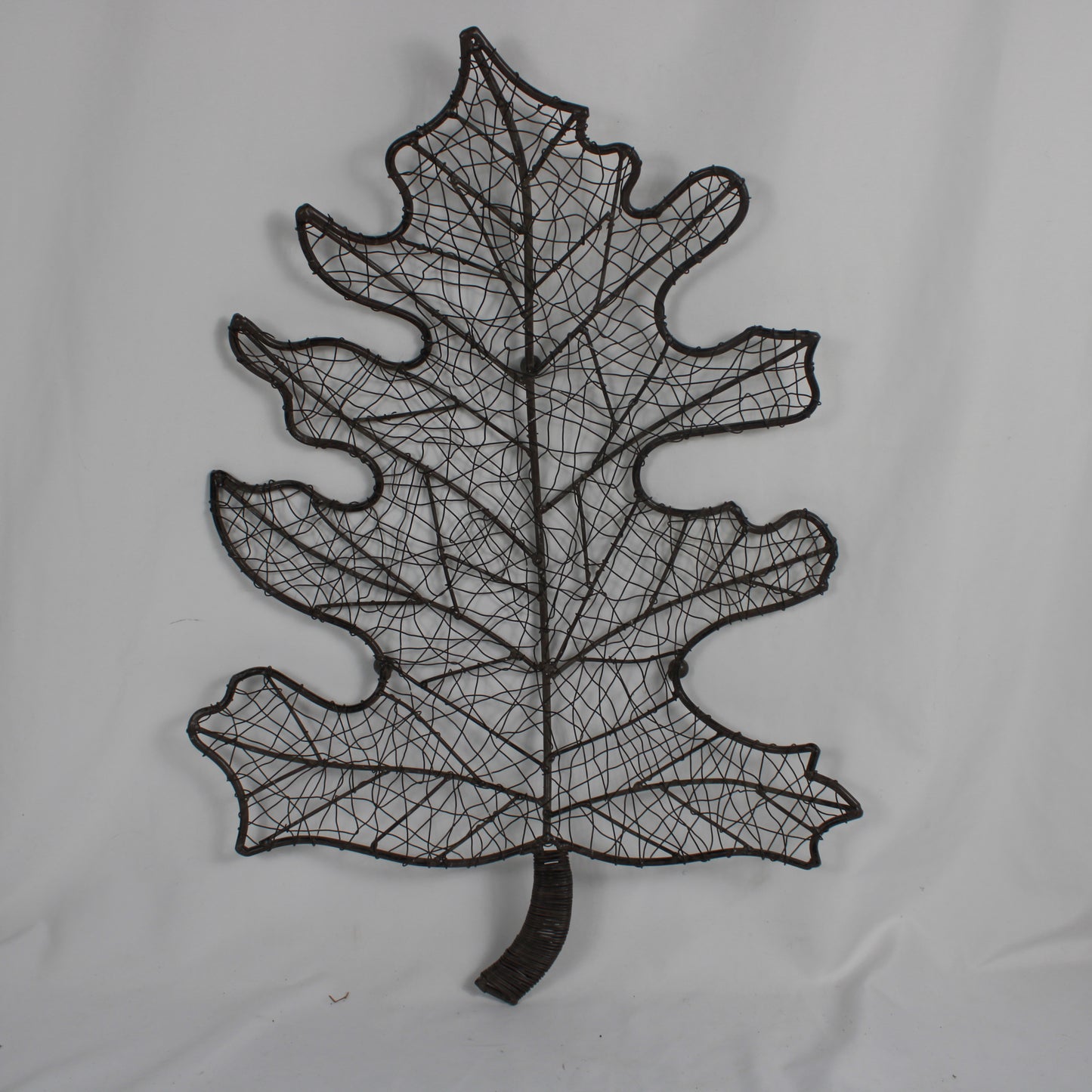 Rustic Dark Metal Wire Oak Leaf Wall Art Decor